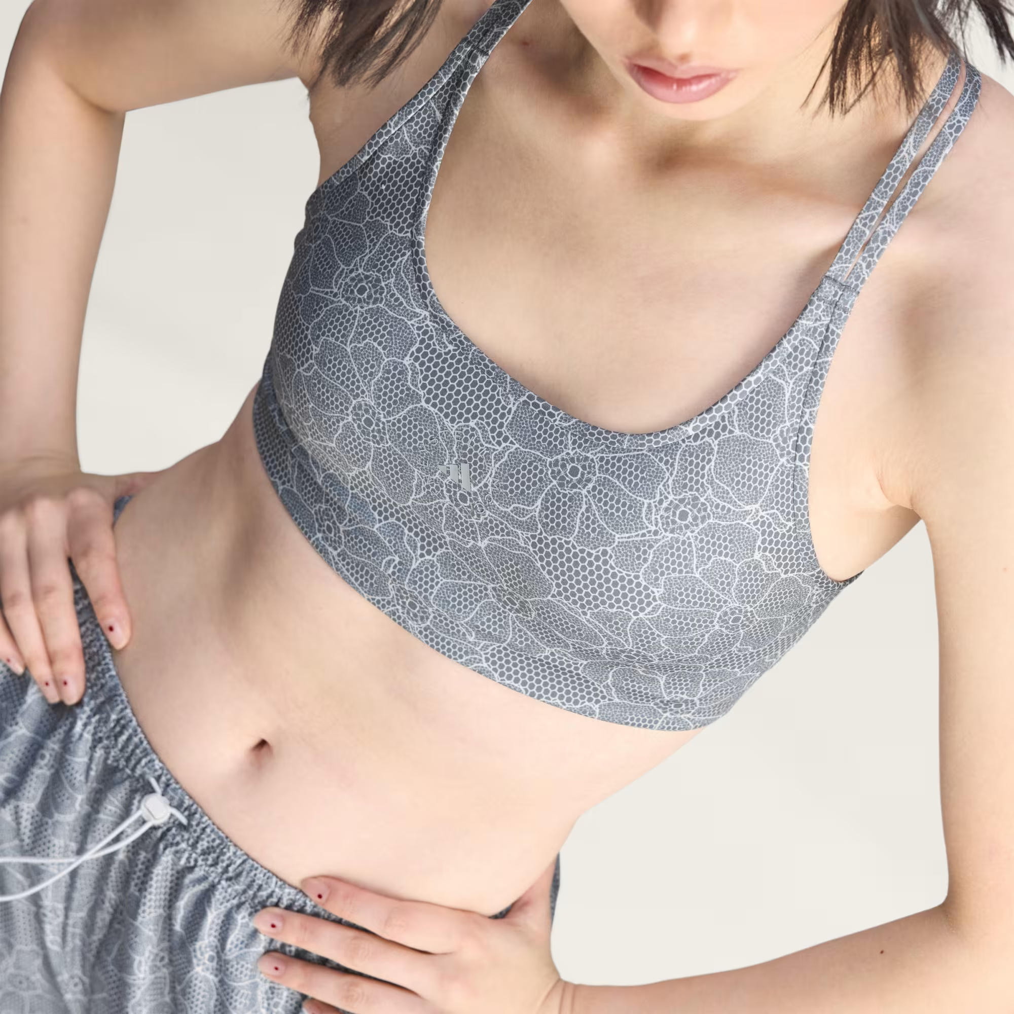 adidas by Stella McCartney Running Printed Mini Crop Kadın Büstiyer