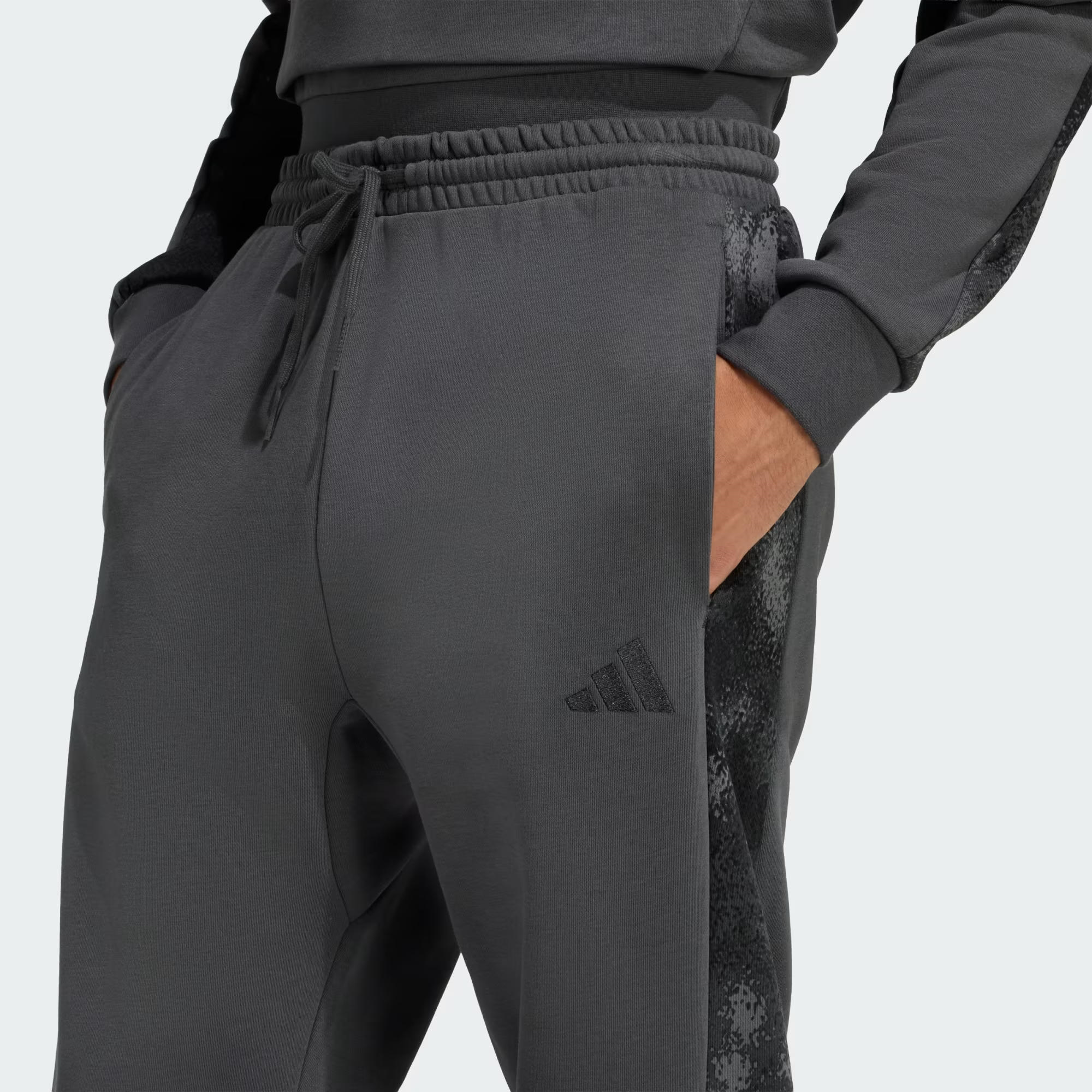 adidas Camo Print Erkek Eşofman Altı