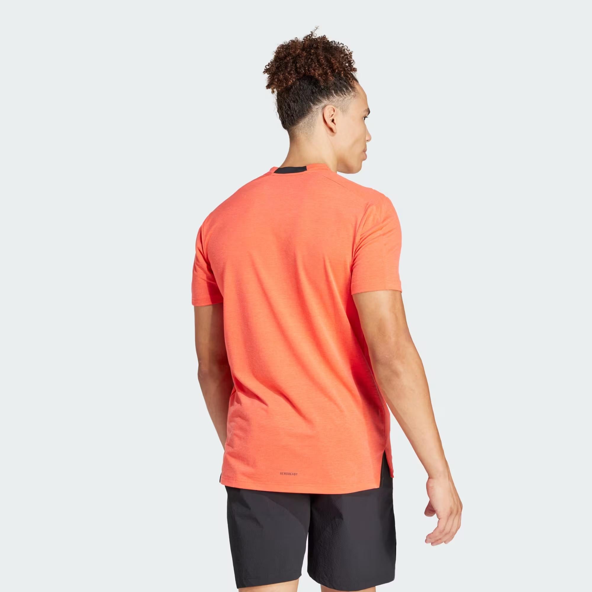 adidas Designed For Training Erkek Tişört