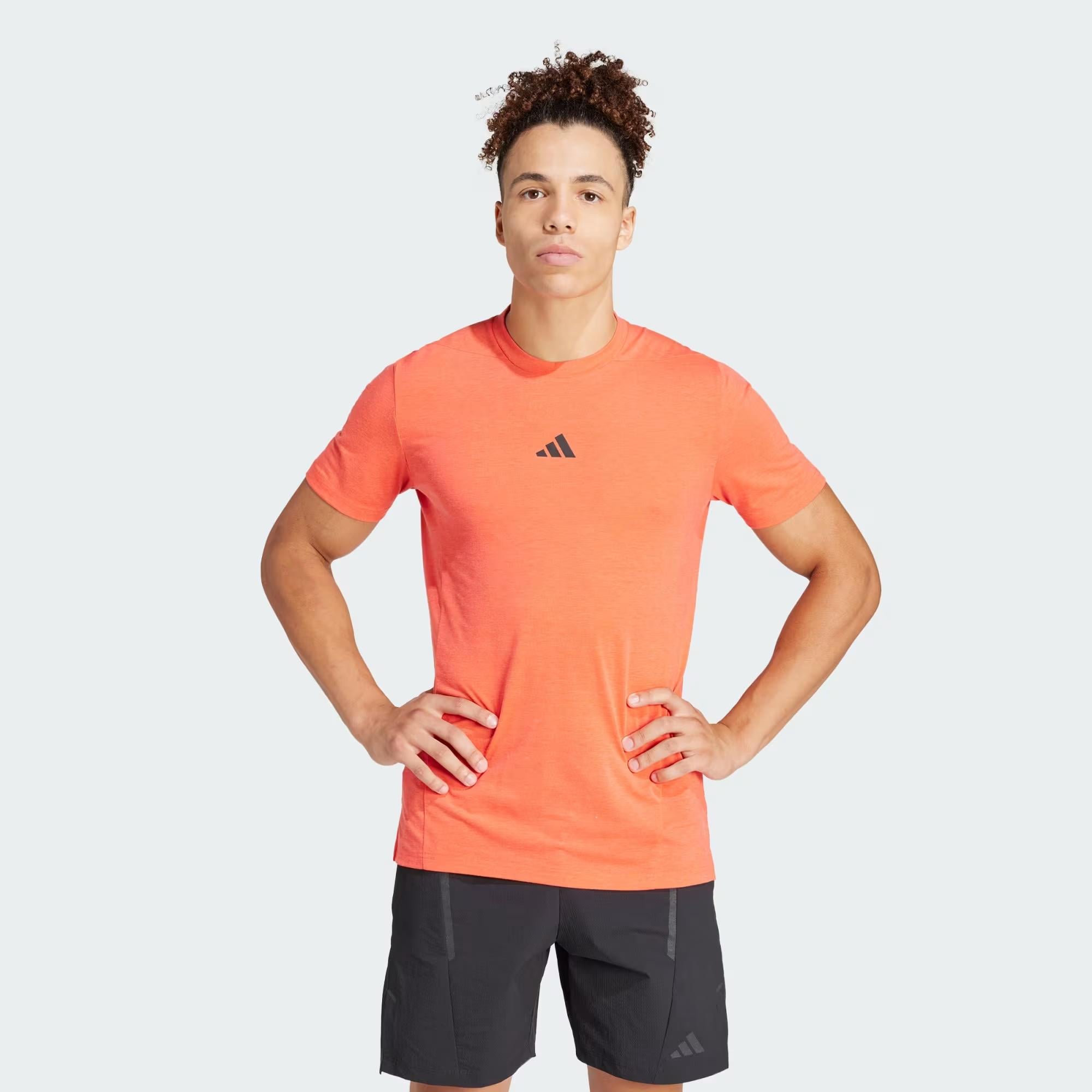 adidas Designed For Training Erkek Tişört