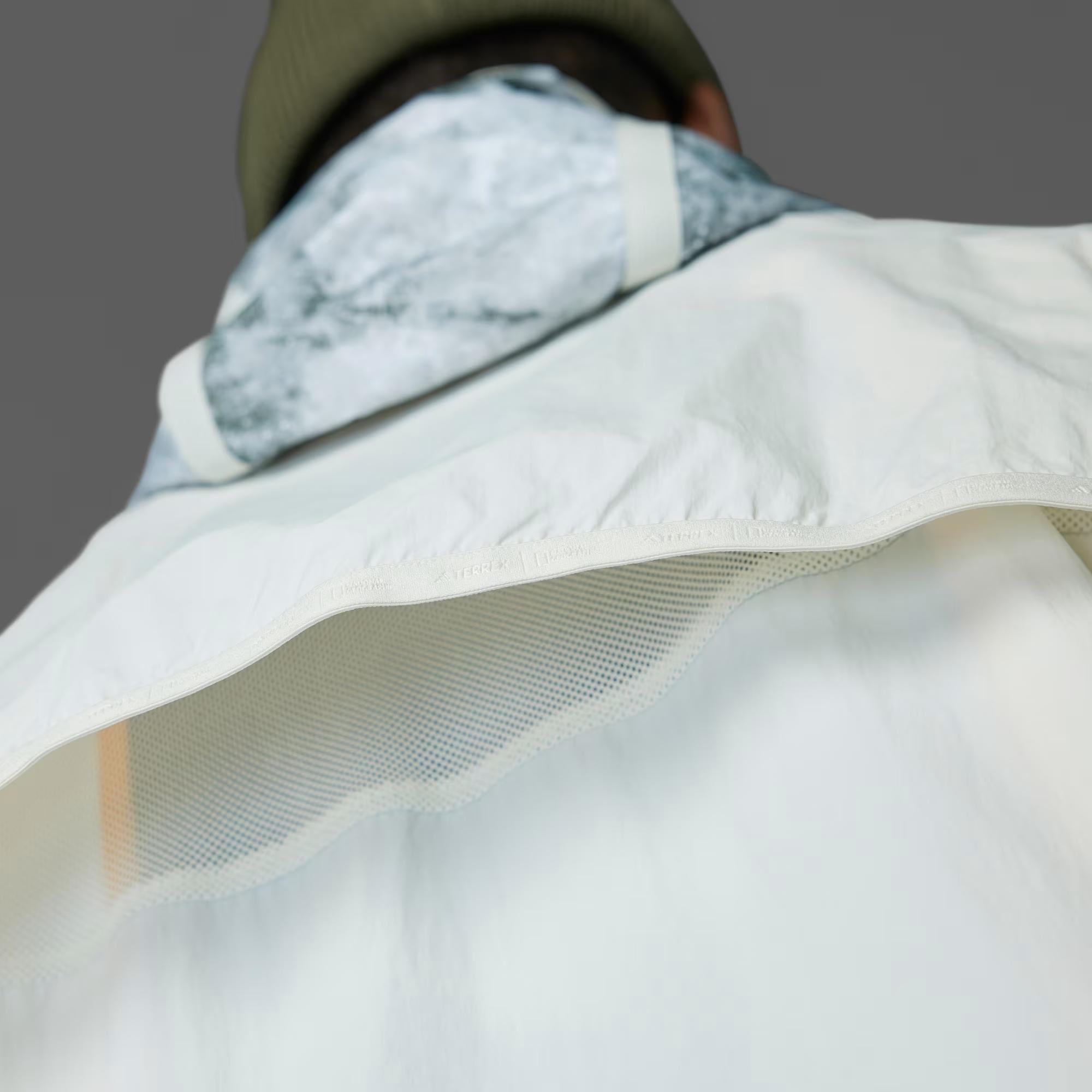 adidas Disney National Geographic Wind.Rdy Erkek Sweatshirt