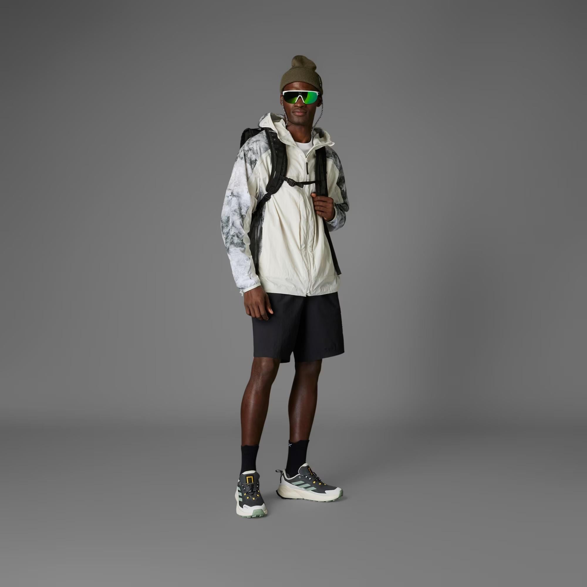 adidas Disney National Geographic Wind.Rdy Erkek Sweatshirt