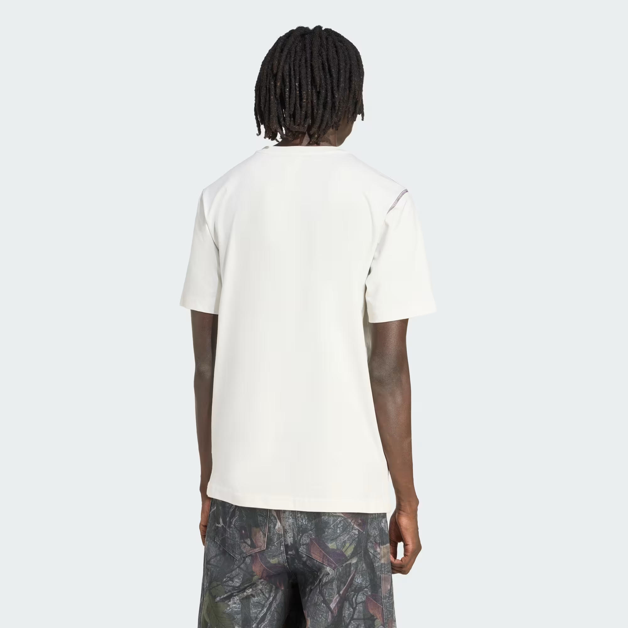 adidas Distressed Graphic Erkek Tişört