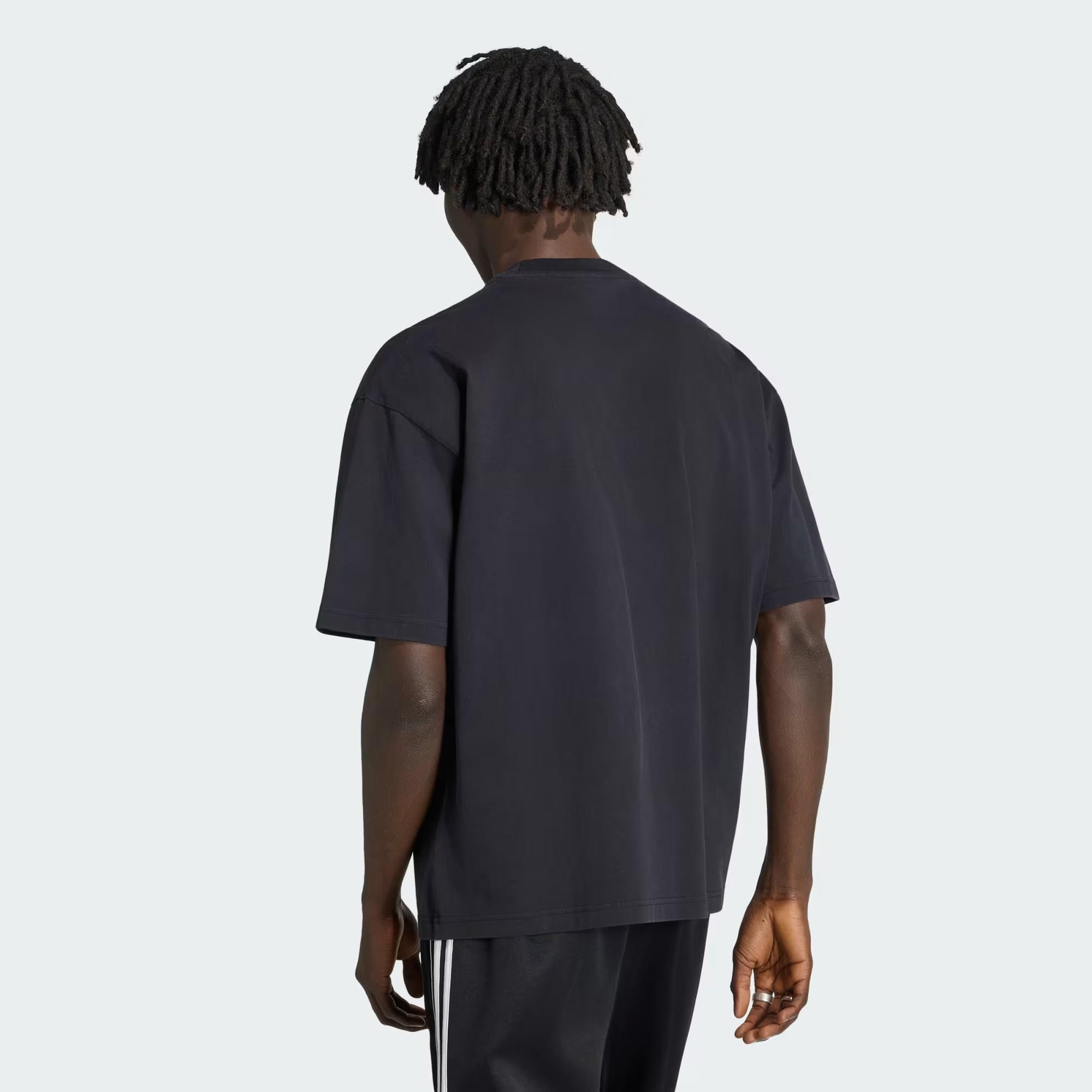 adidas Elevated GFX Erkek Tişört