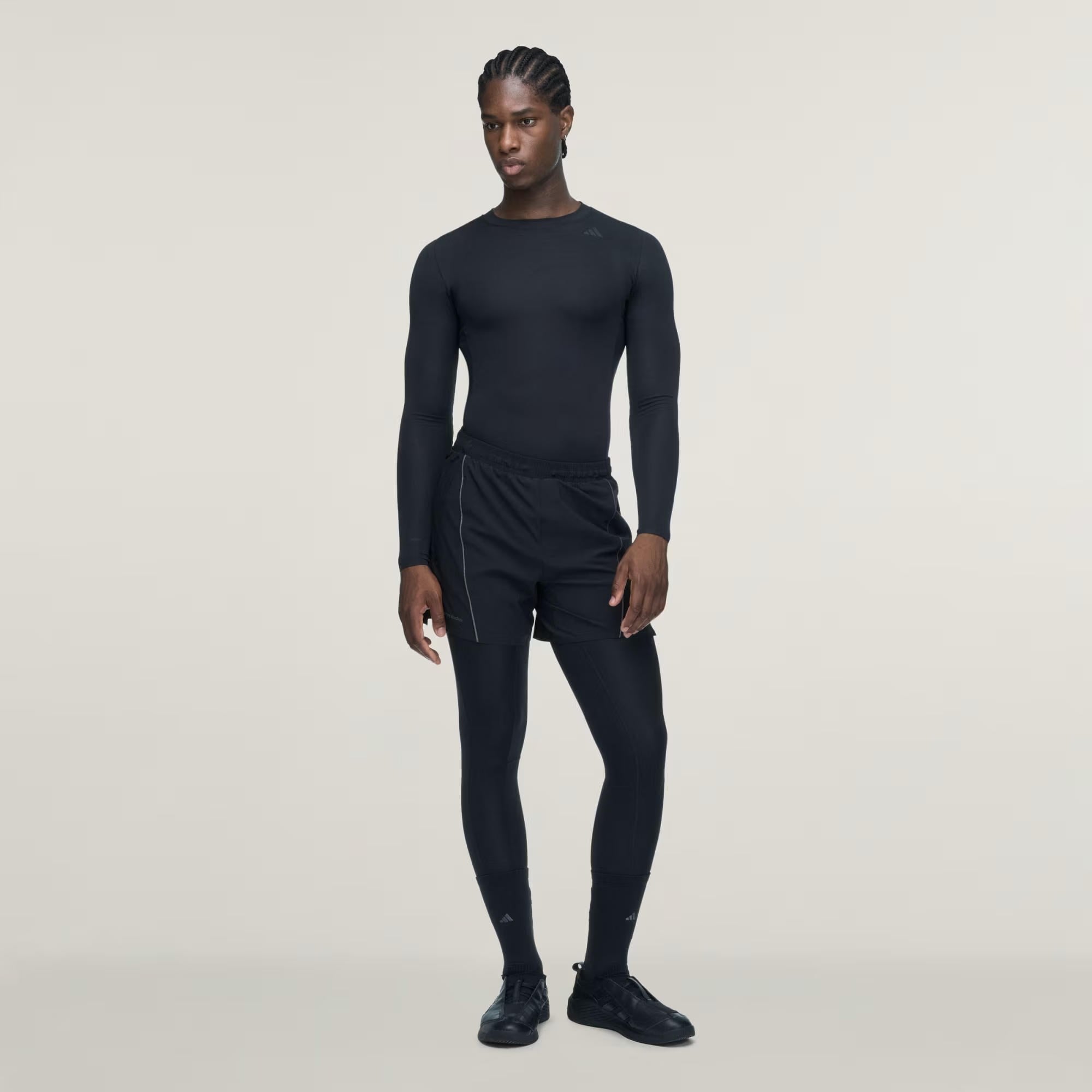 adidas ES TF LS Erkek Tişört