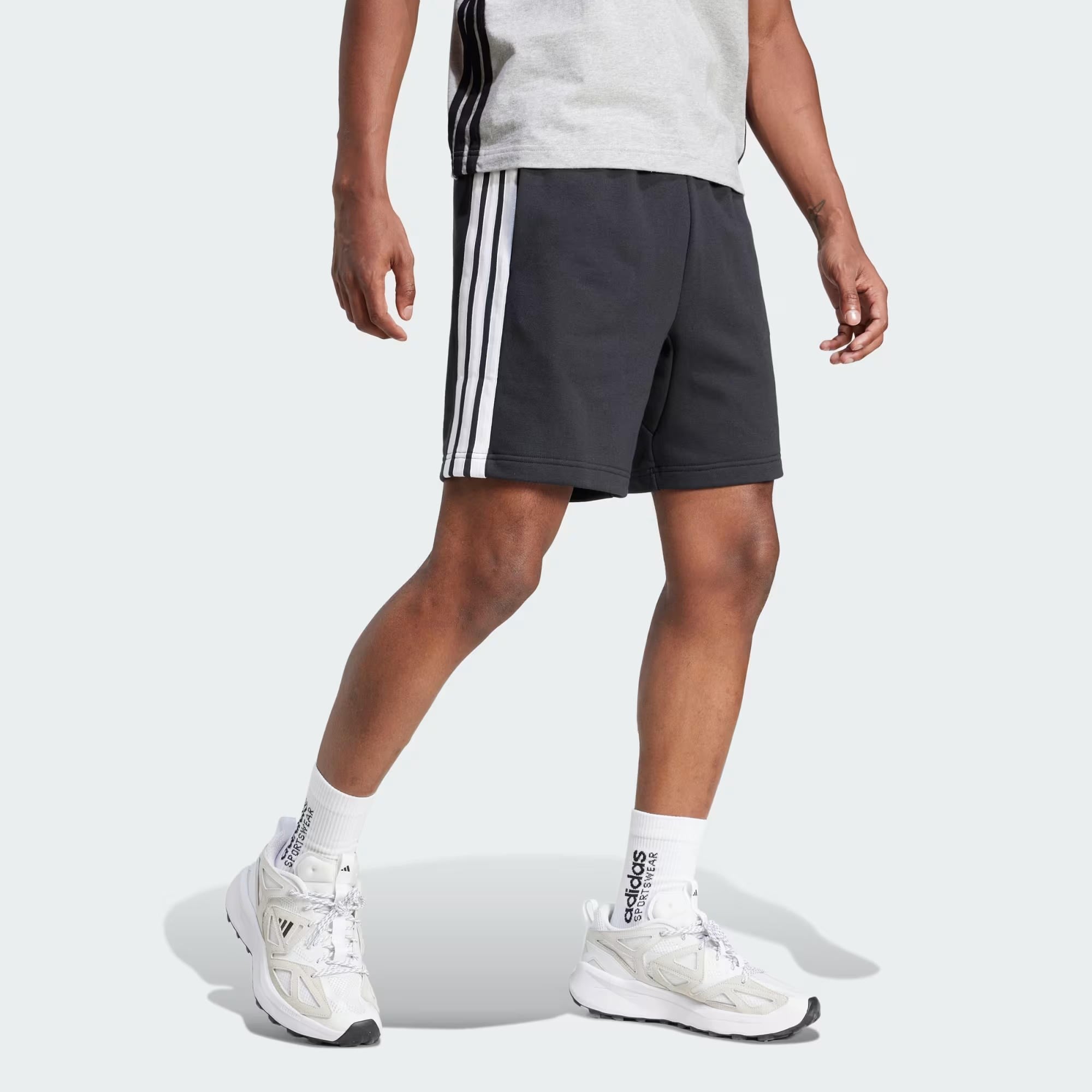 adidas Essentials 3 Stripes Erkek Şort