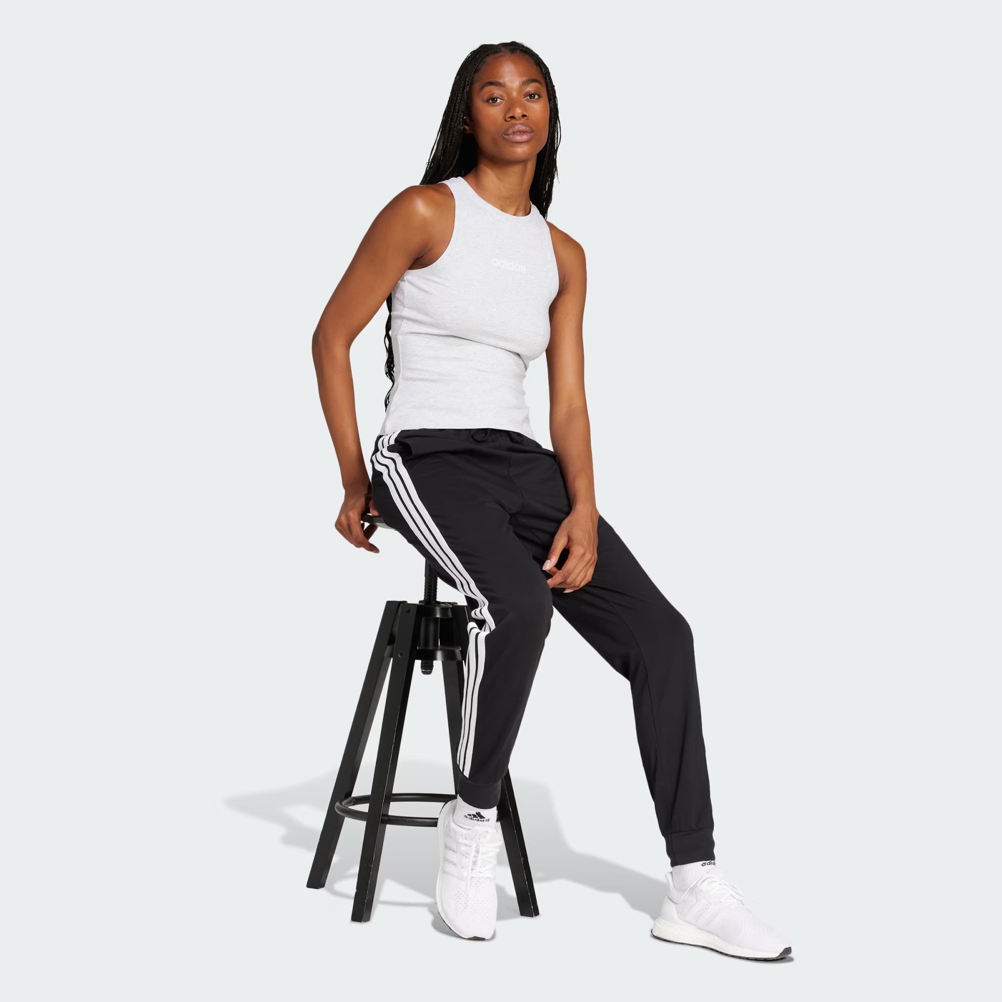 adidas Essentials 3-Stripes Jogger Kadın Eşofman Altı