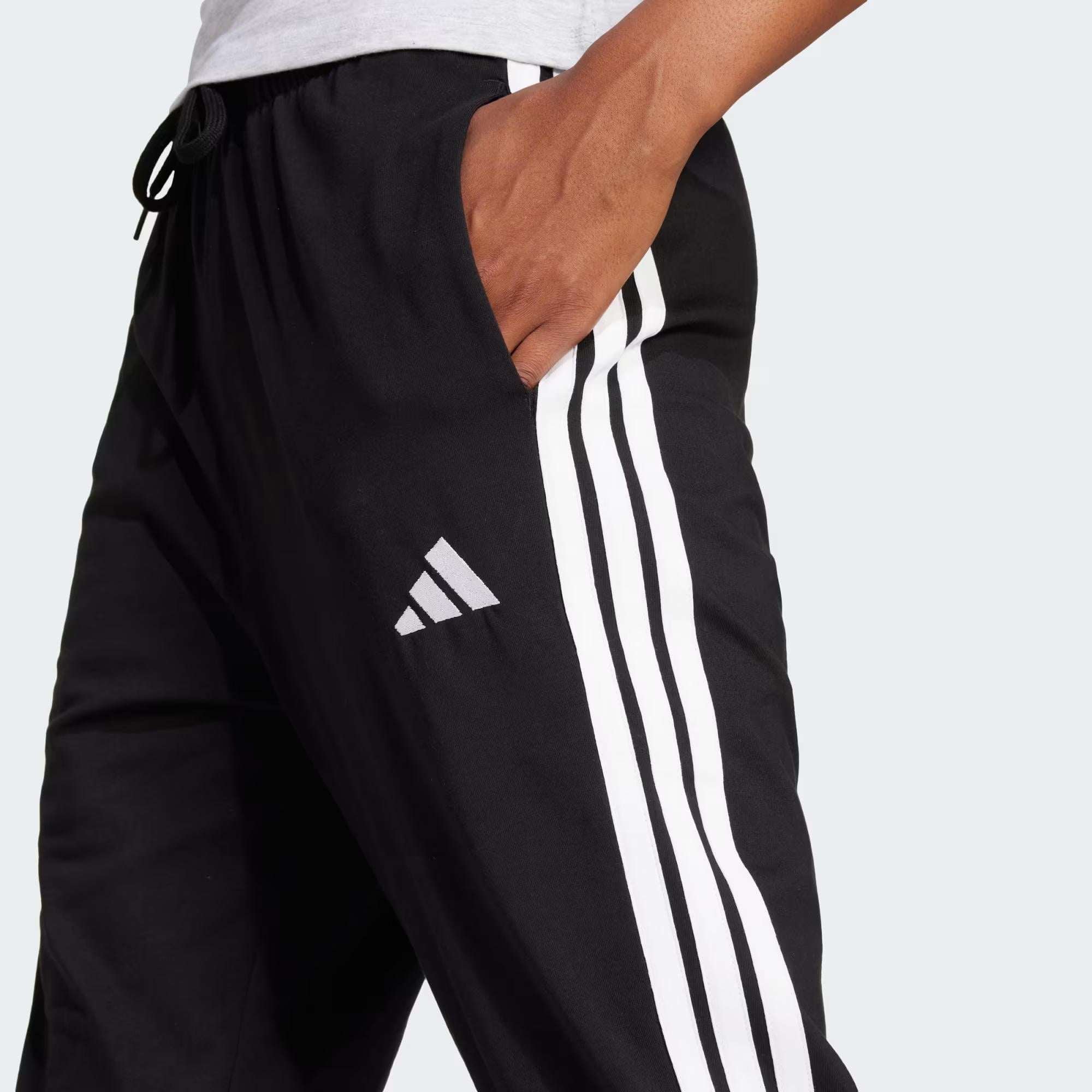 adidas Essentials 3-Stripes Jogger Kadın Eşofman Altı
