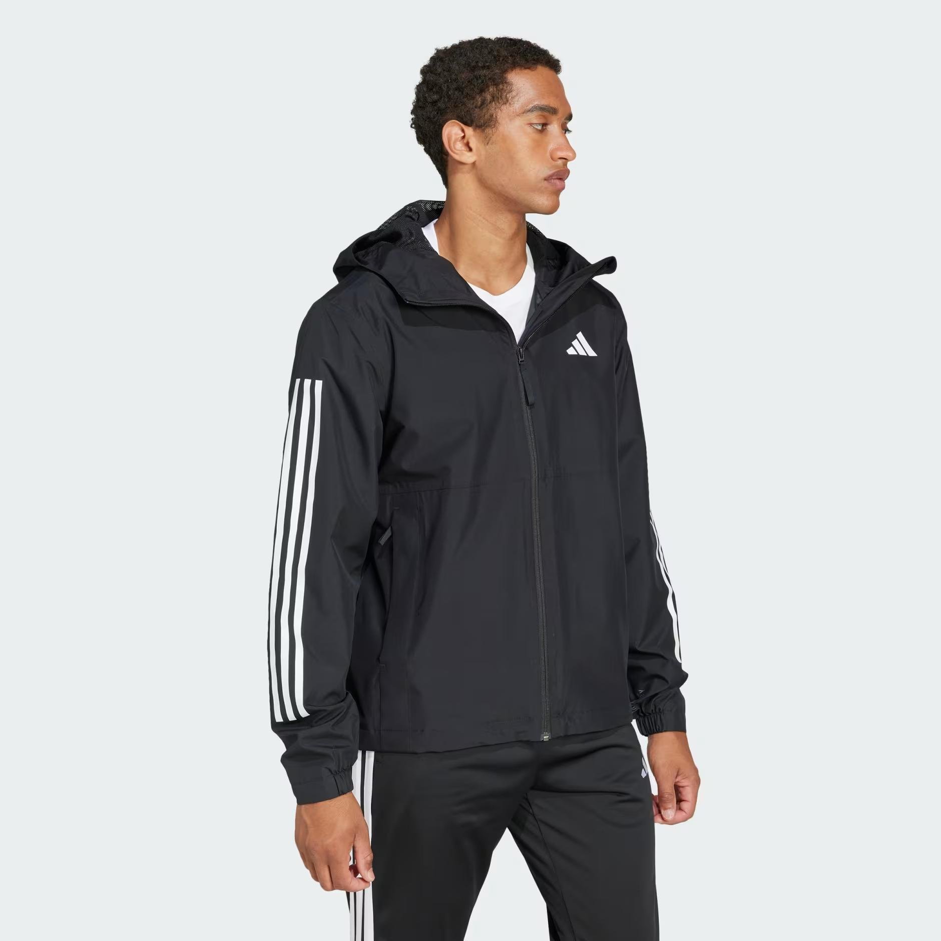 adidas Essentials 3-Stripes RAIN.RDY Erkek Rüzgarlık