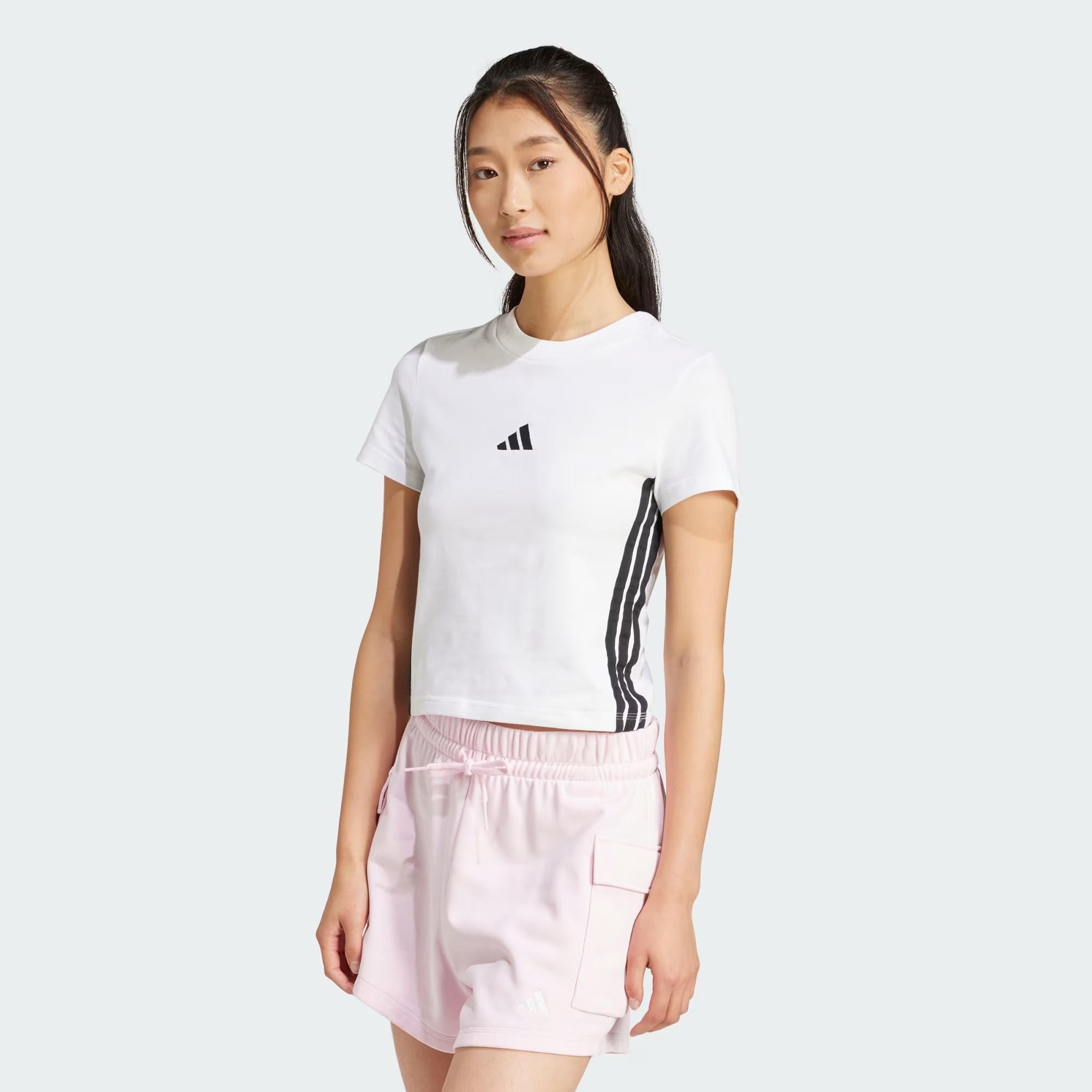 adidas Essentials 3-Stripes Slim Baby Kadın Tişört