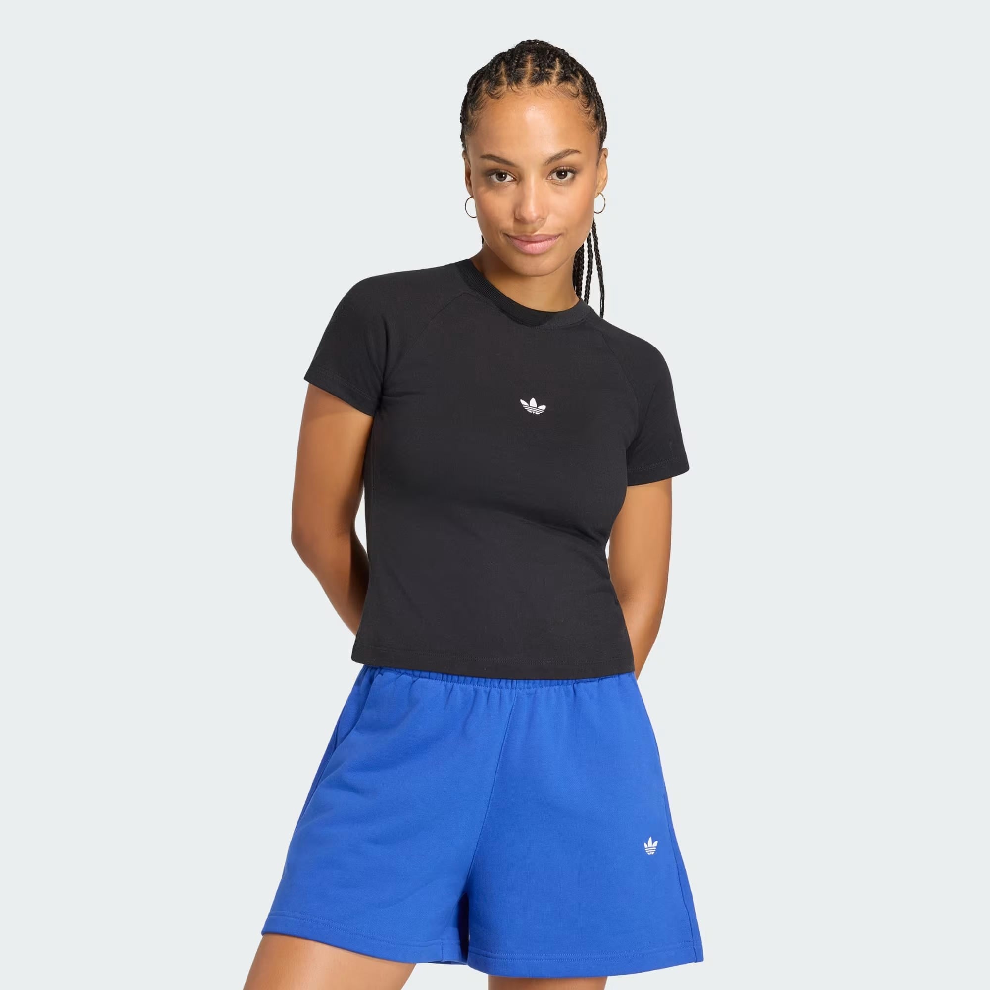 adidas Essentials Kadın Tişört