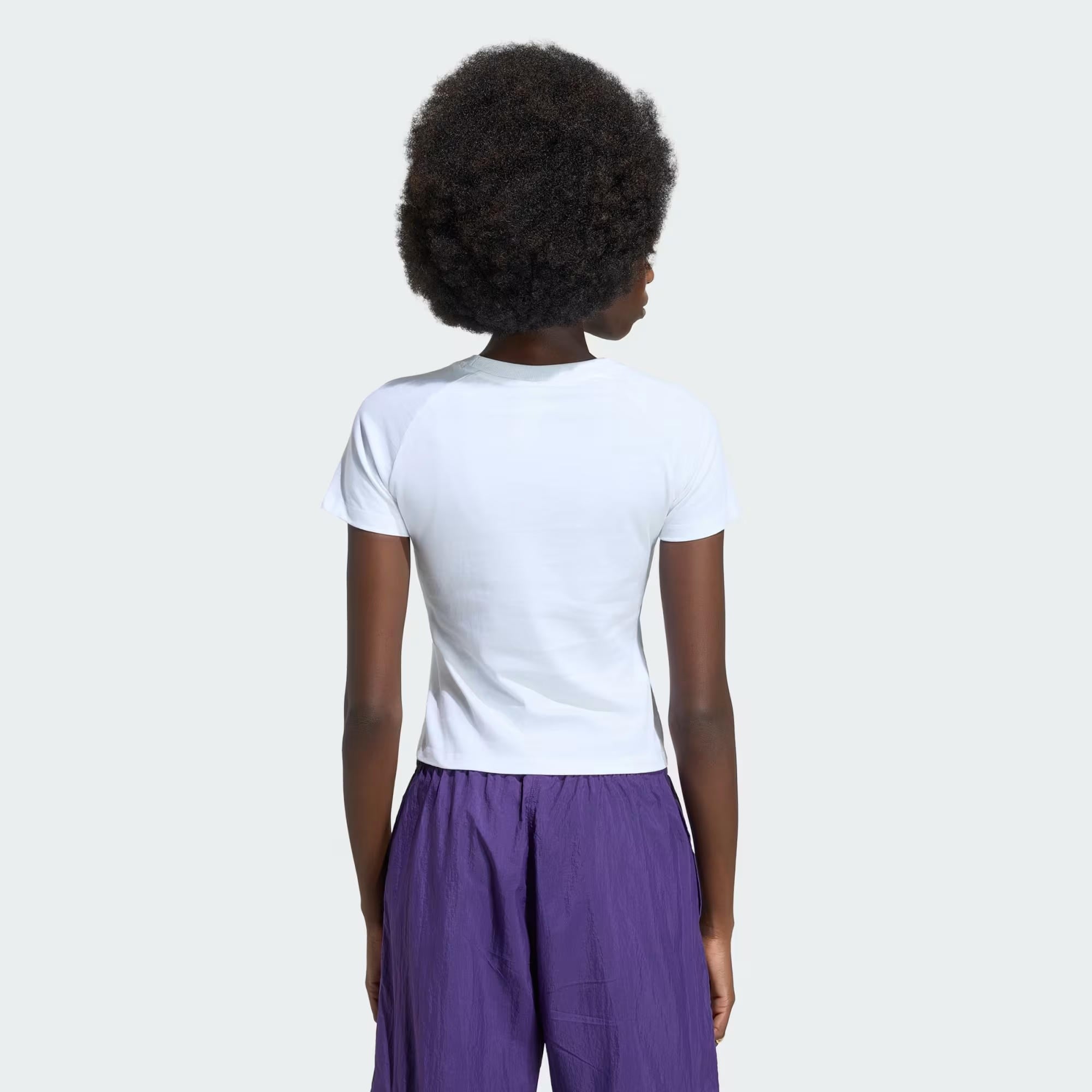 adidas Essentials Kadın Tişört