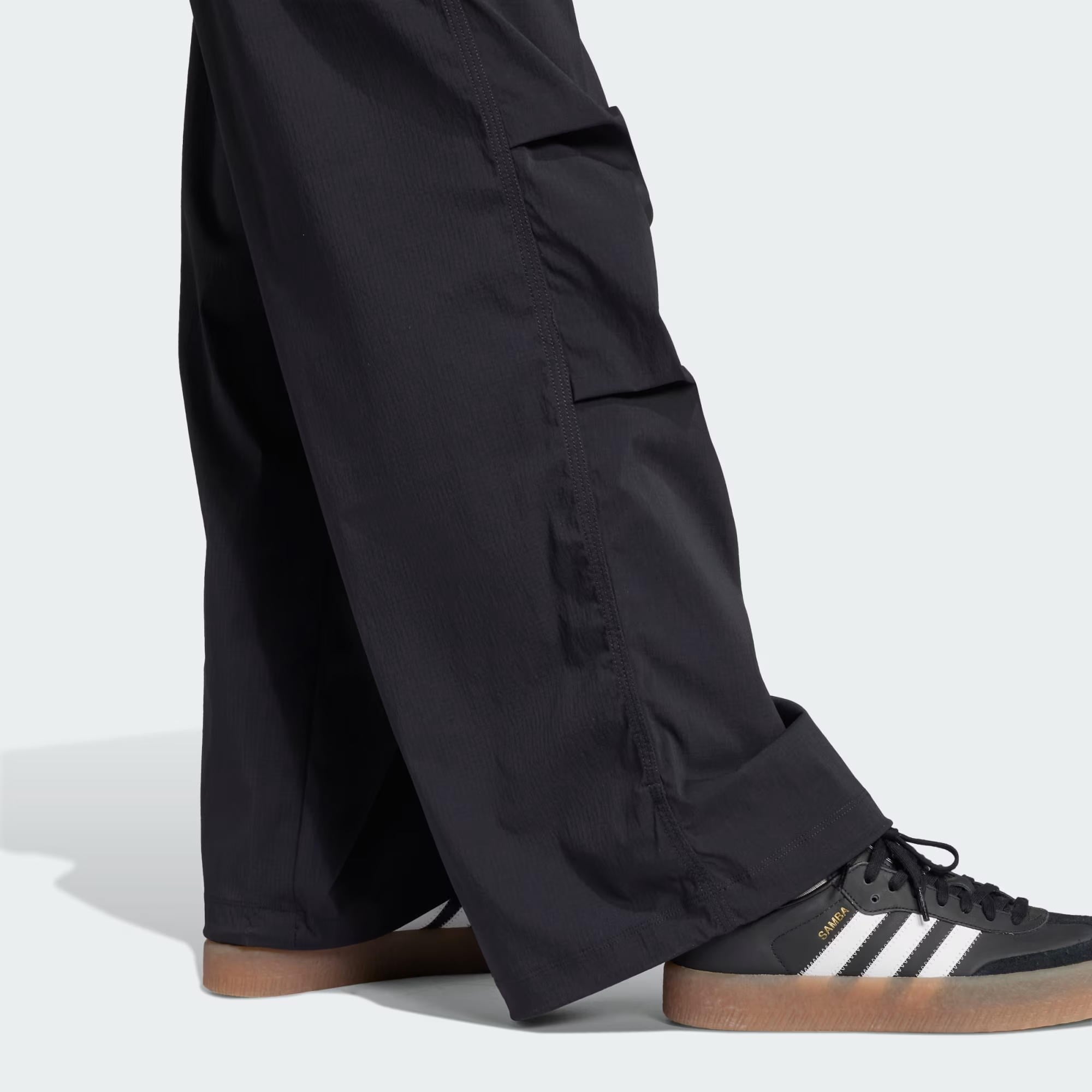 adidas Essentials Ripstop Parachute Kadın Eşofman Altı