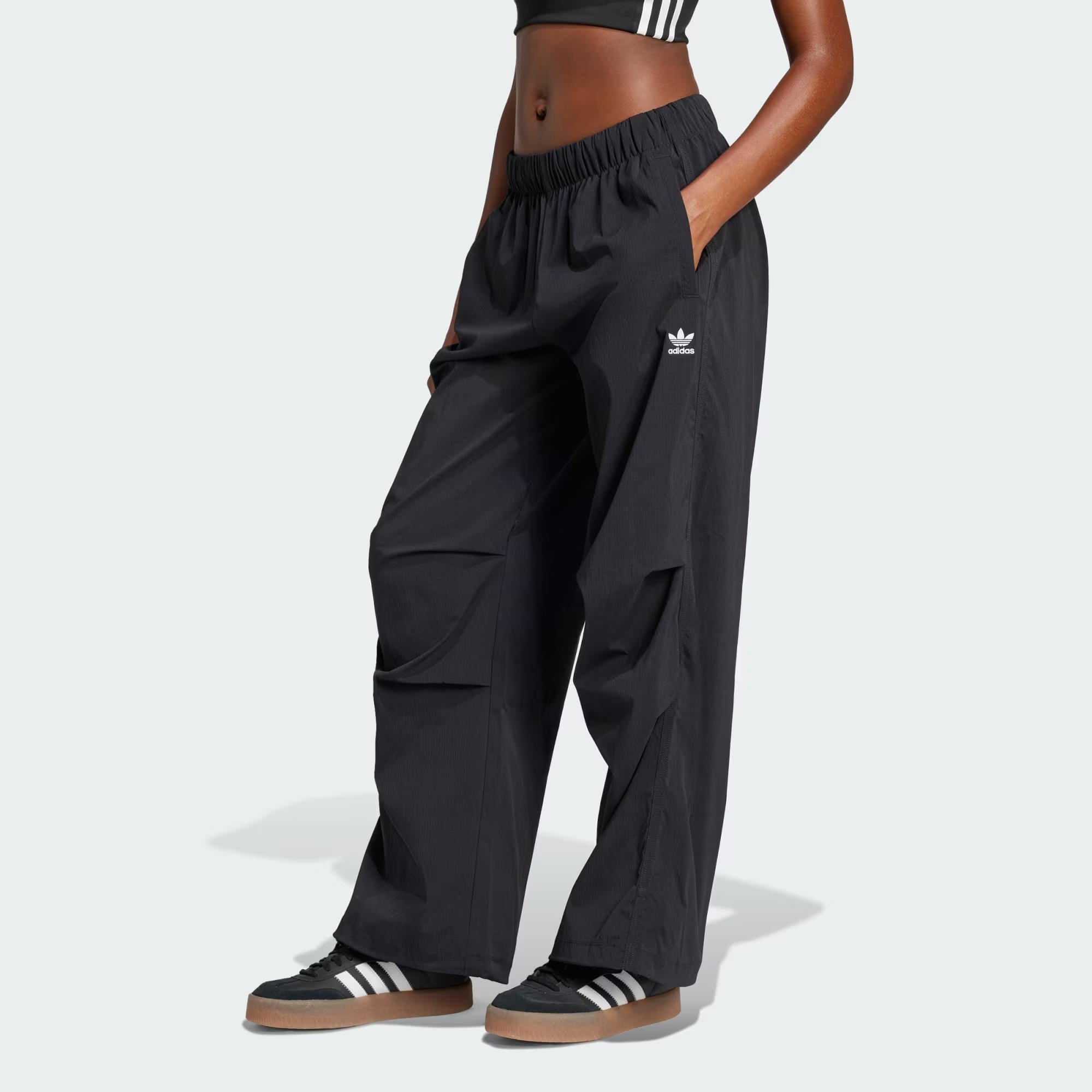 adidas Essentials Ripstop Parachute Kadın Eşofman Altı