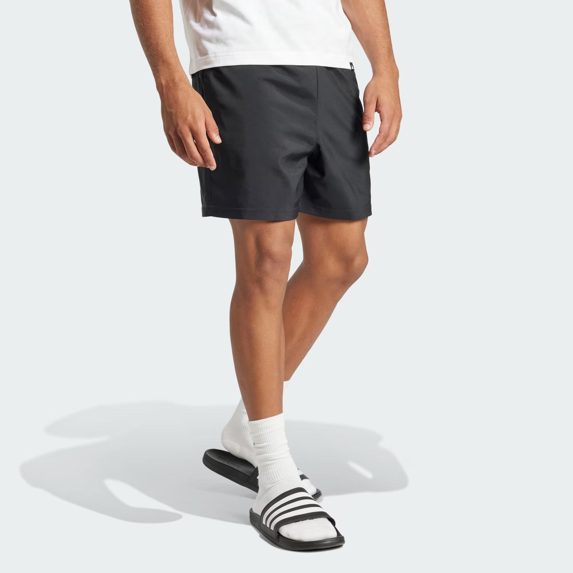 adidas Essentials Small Logo Chelsea Erkek Şort