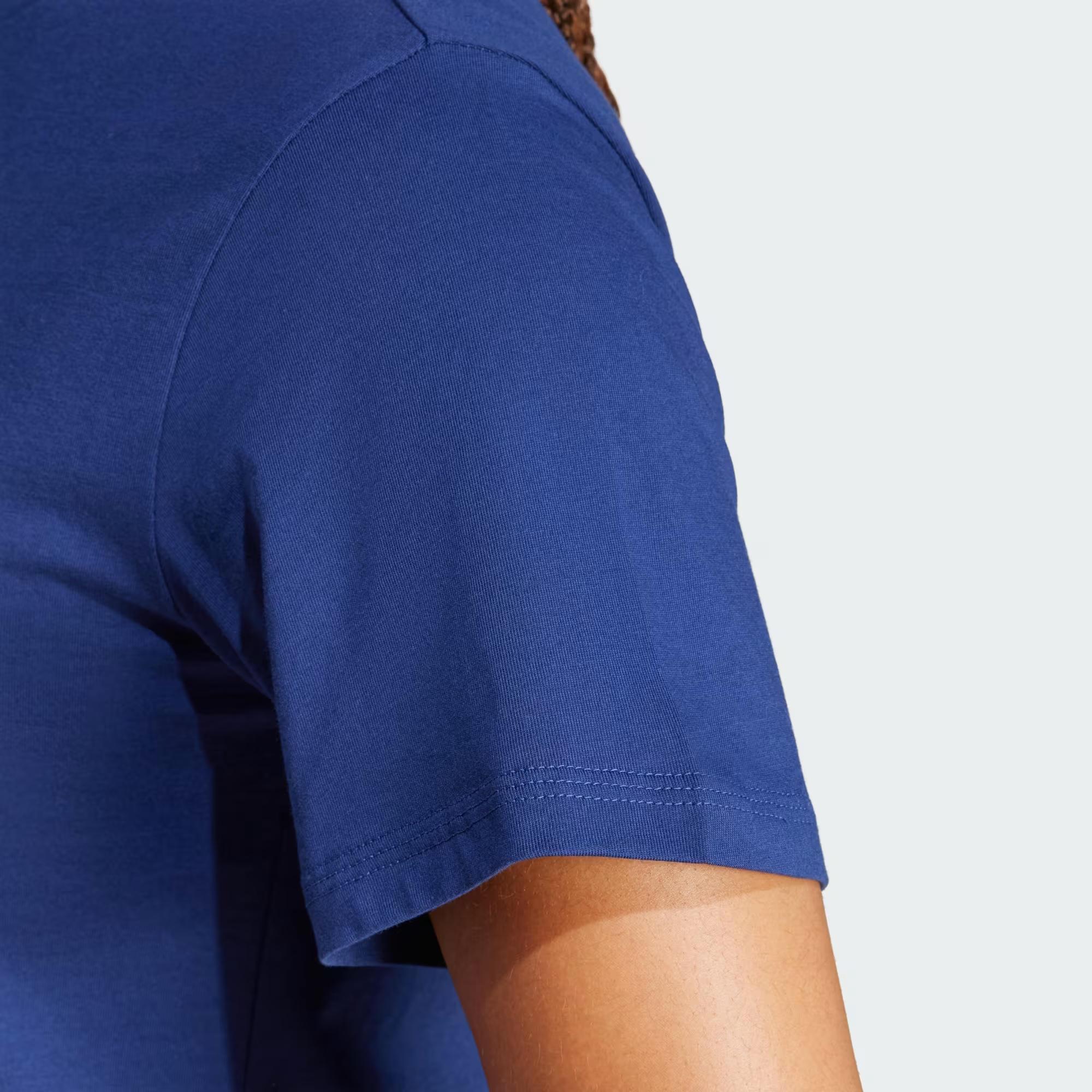 adidas Essentials Small Logo Cotton Kadın Tişört