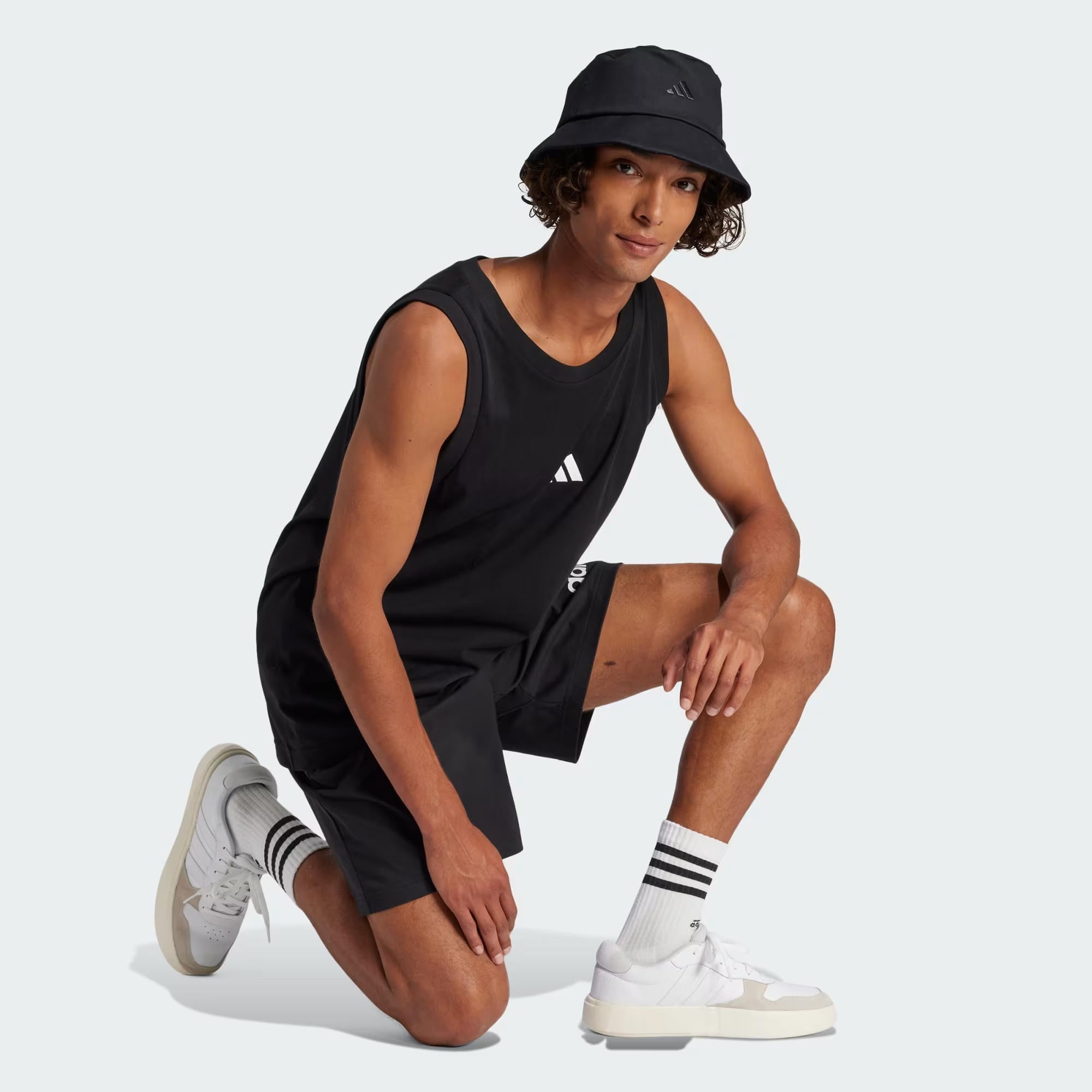 adidas Essentials Small Logo Erkek Atlet