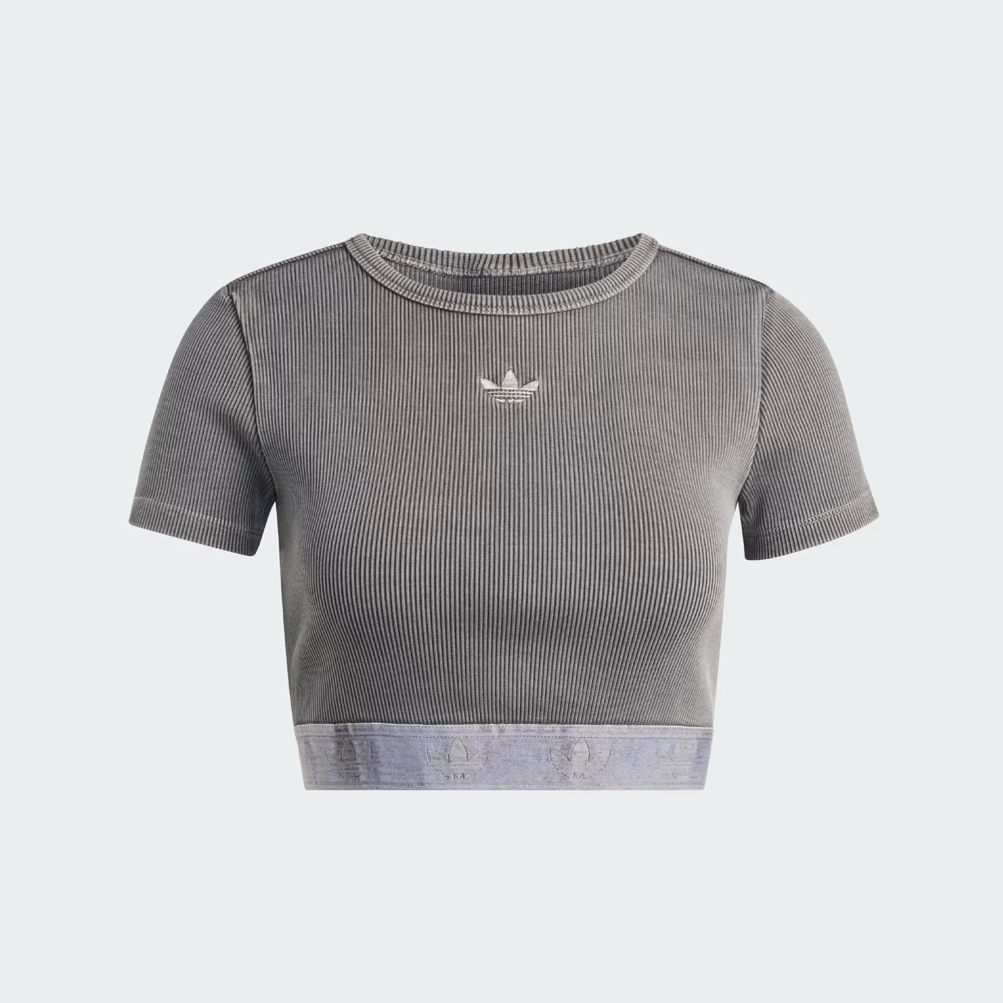 adidas Essentials Wash Kadın Tişört