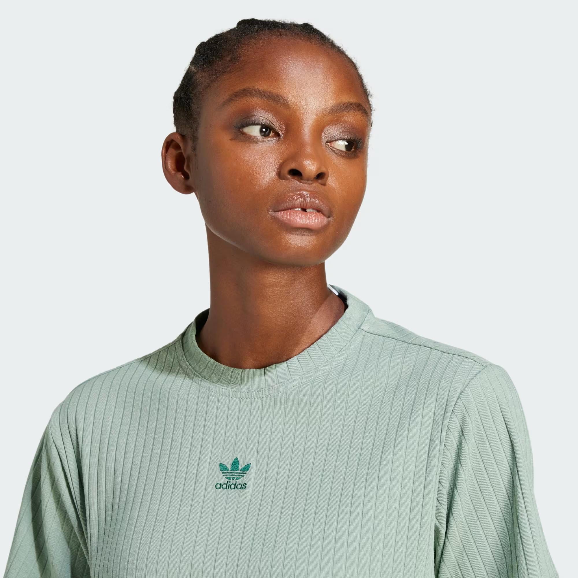 adidas Essentials Wide Rib Kadın Tişört