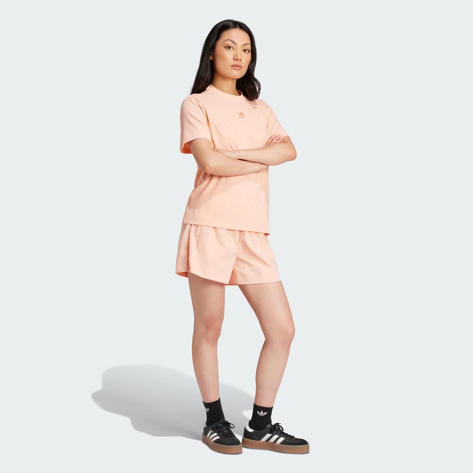 adidas Essentials Wide Rib Kadın Tişört