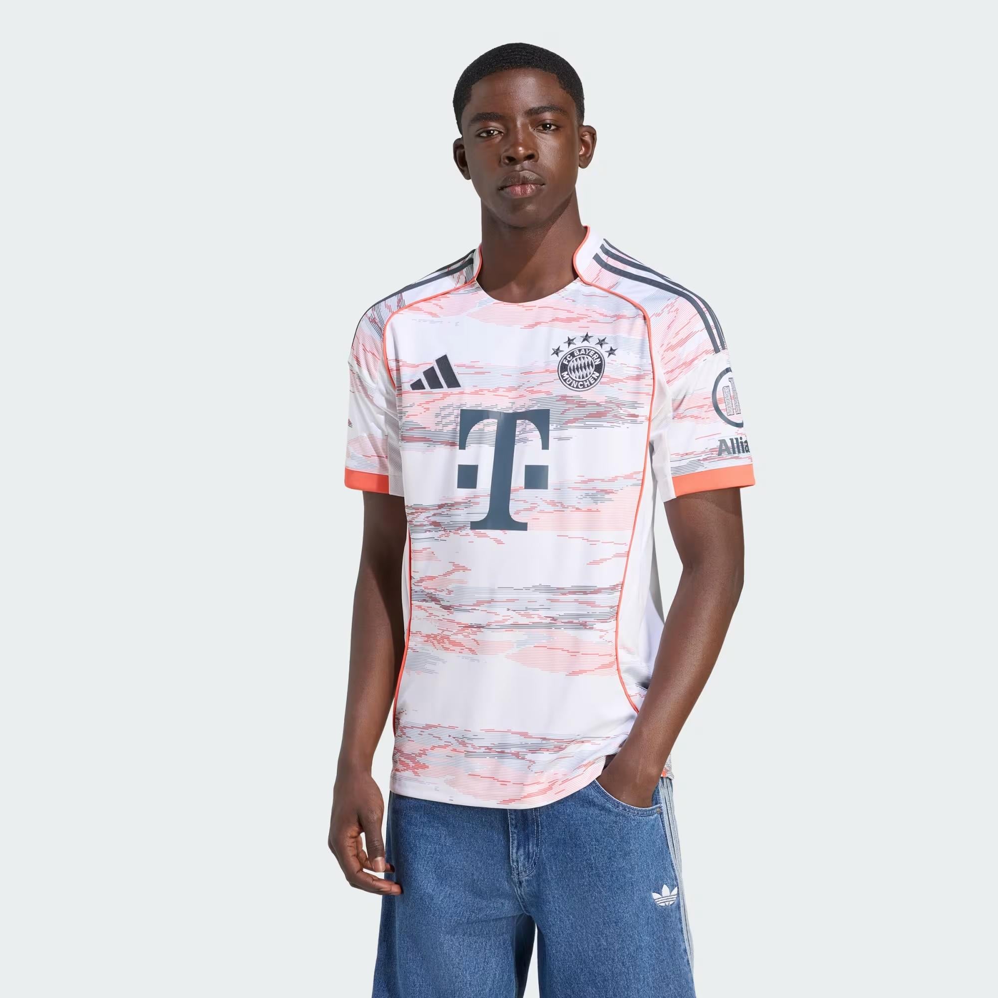 adidas FC Bayern 25/26 Erkek Forma