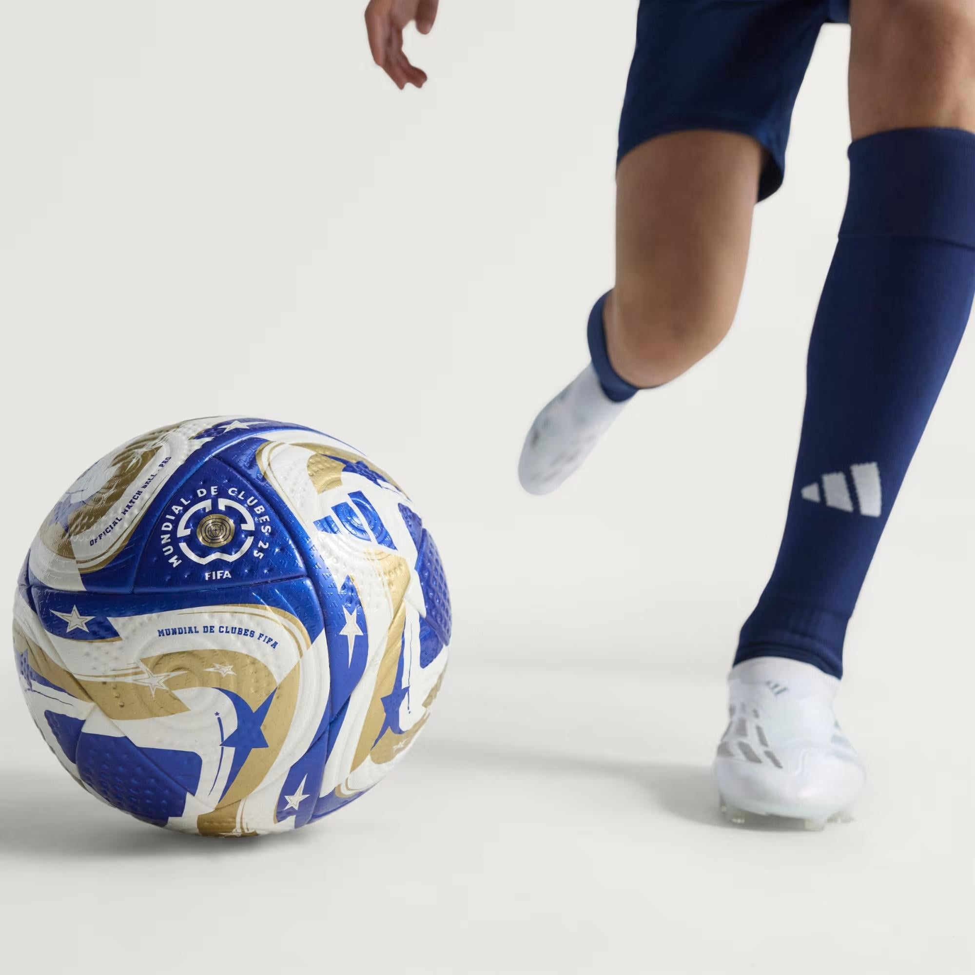 adidas Fifa Final Pro Futbol Topu