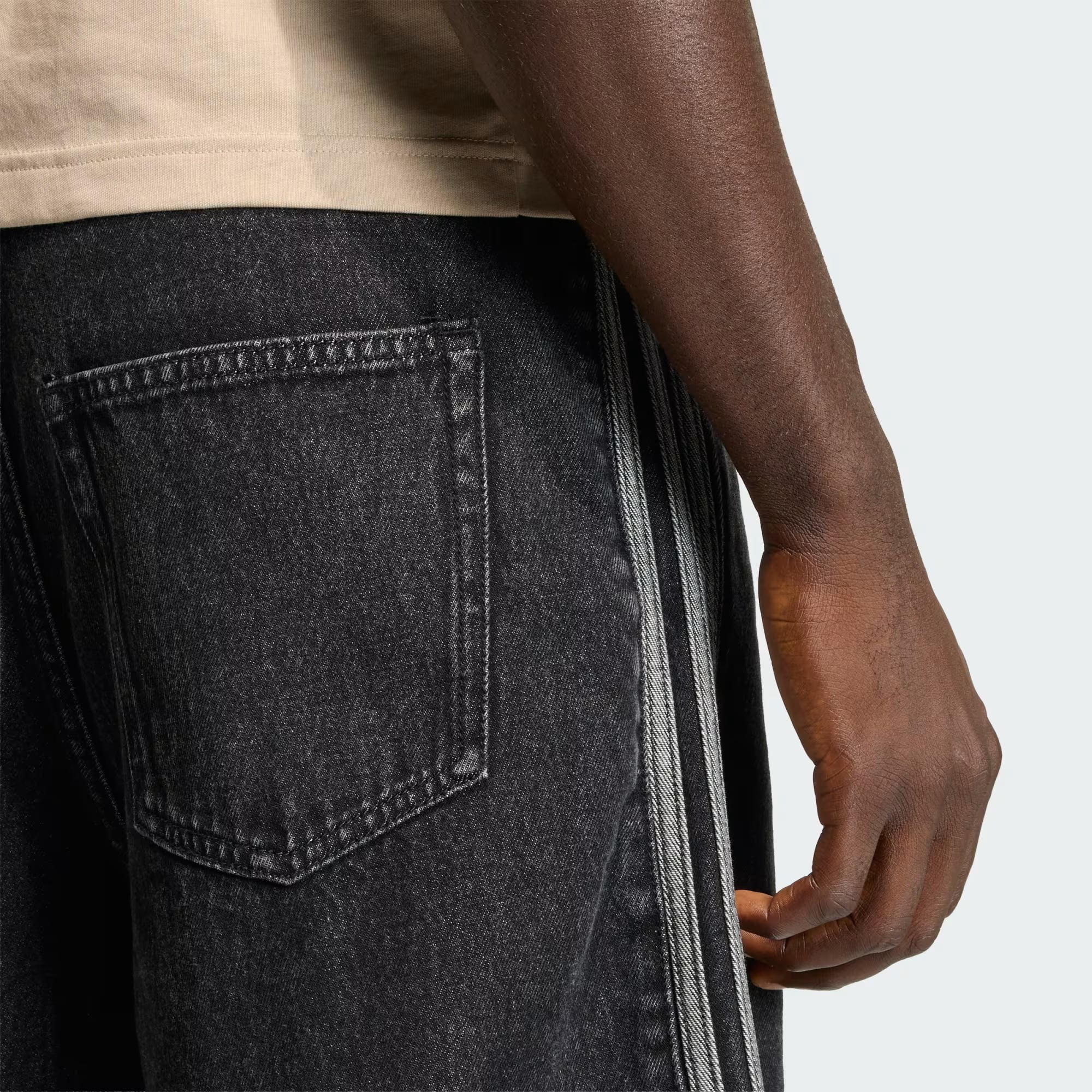 adidas Firebird Adicolor Denim Erkek Şort