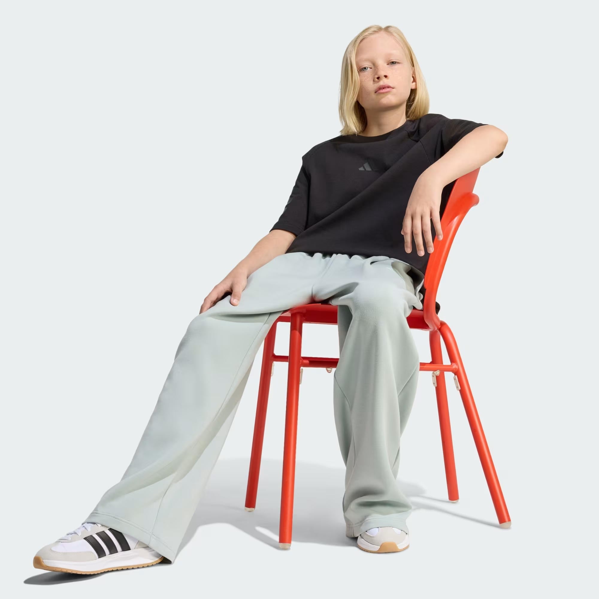 adidas Future Icons 3 Stripes Çocuk Tişört