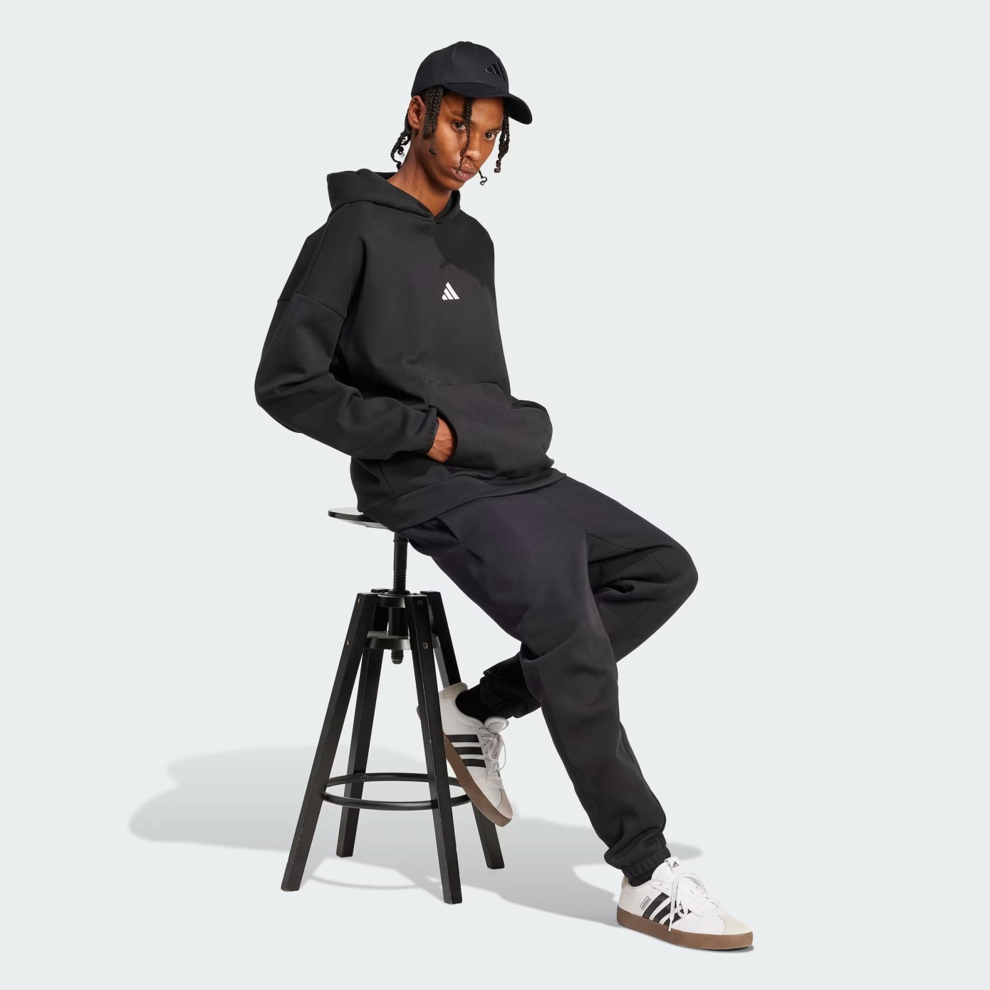 adidas Future Icons Small Logo Erkek Sweatshirt
