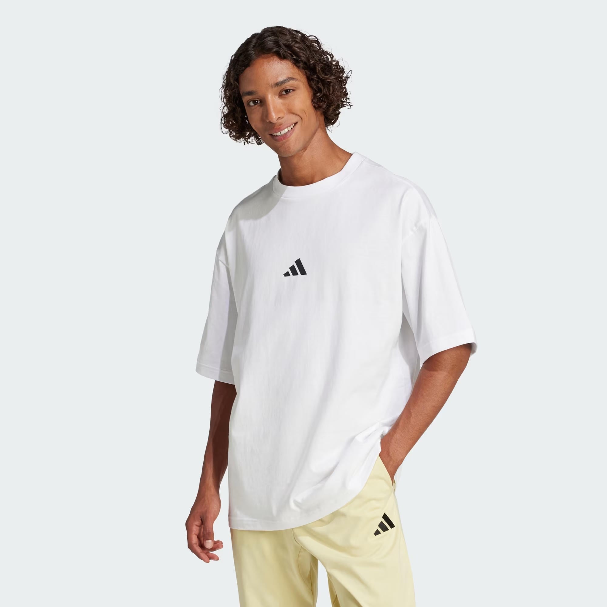 adidas Future Icons Small Logo Erkek Tişört