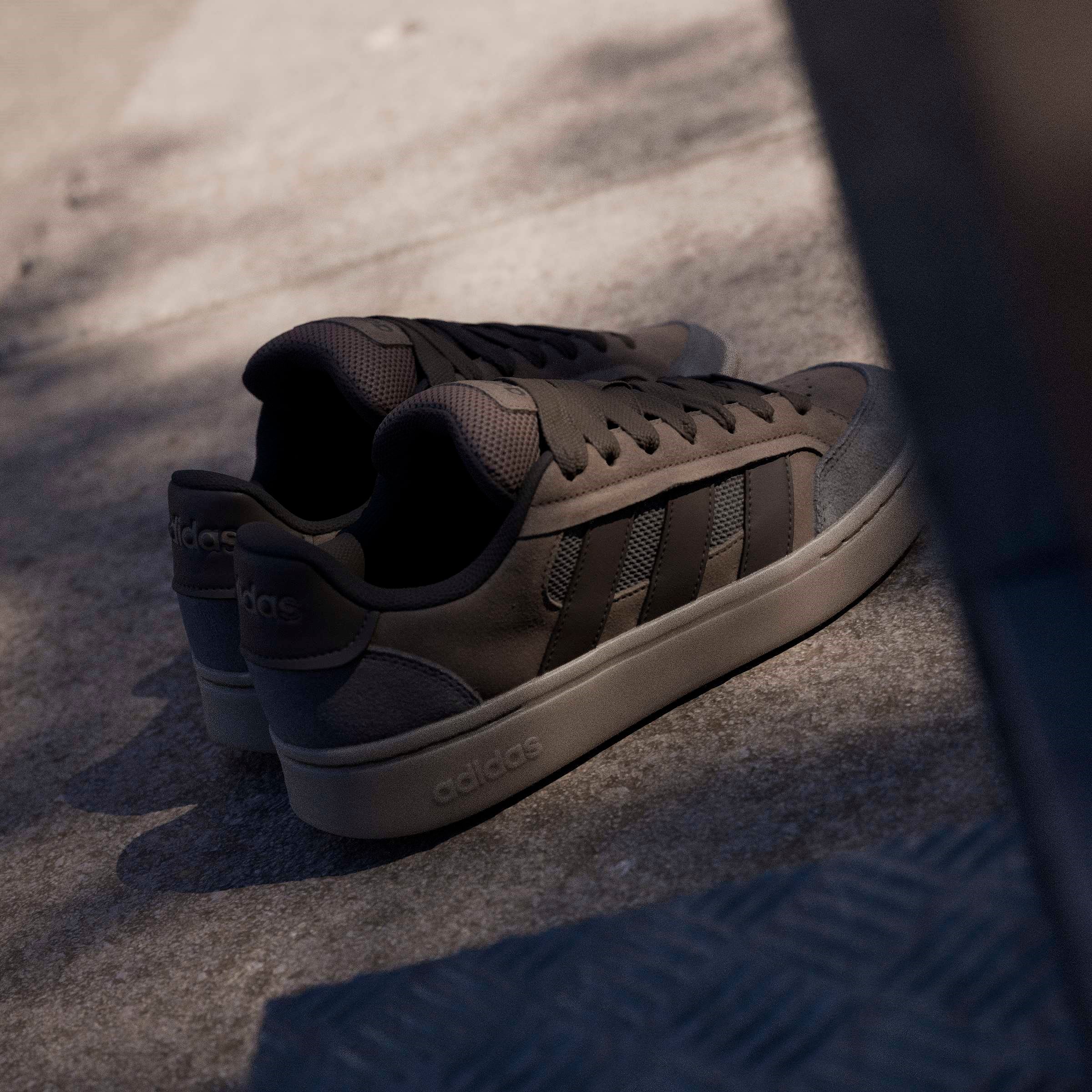 adidas Grand Court Alpha SK8 Erkek Günlük Spor Ayakkabı
