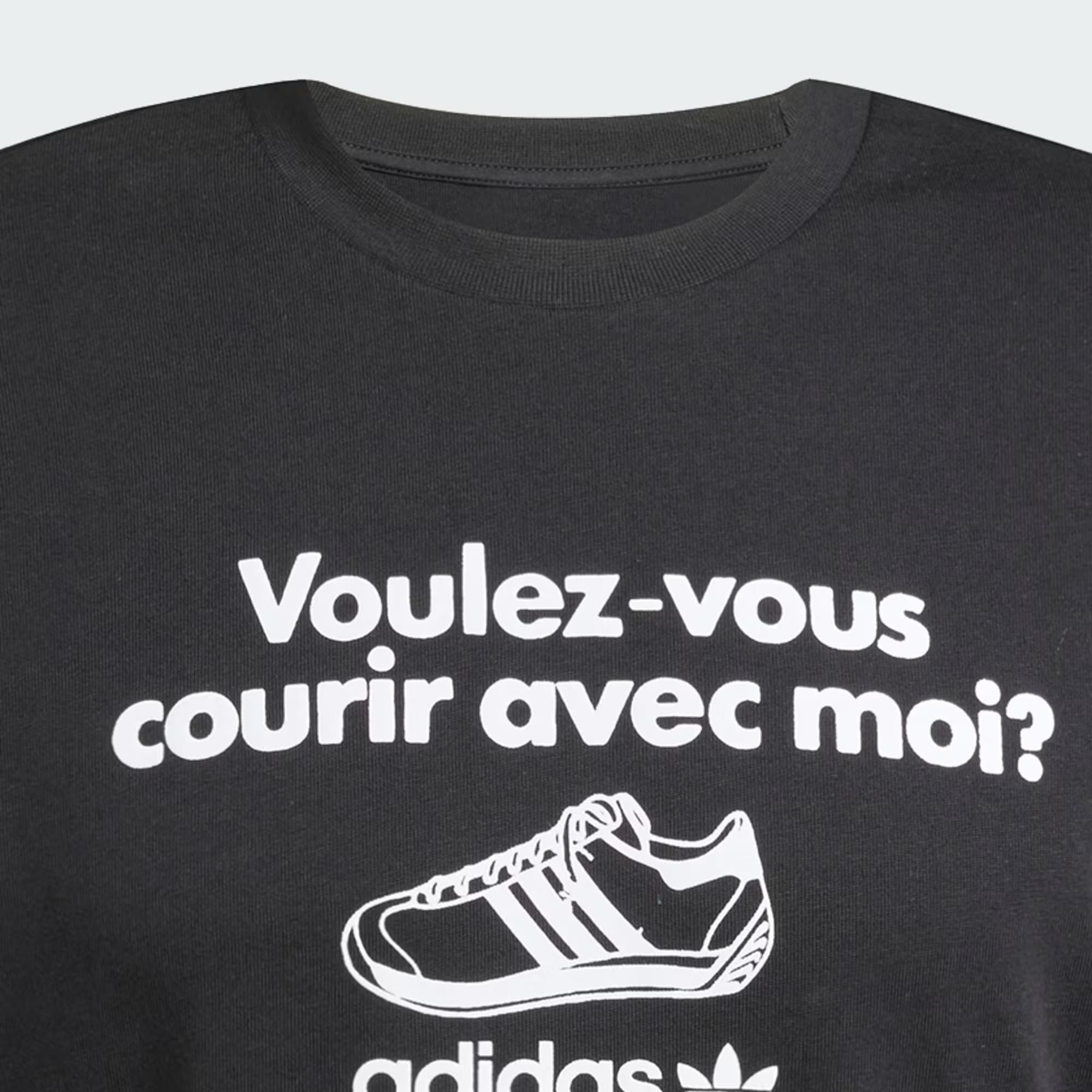 adidas Graphic Erkek Tişört
