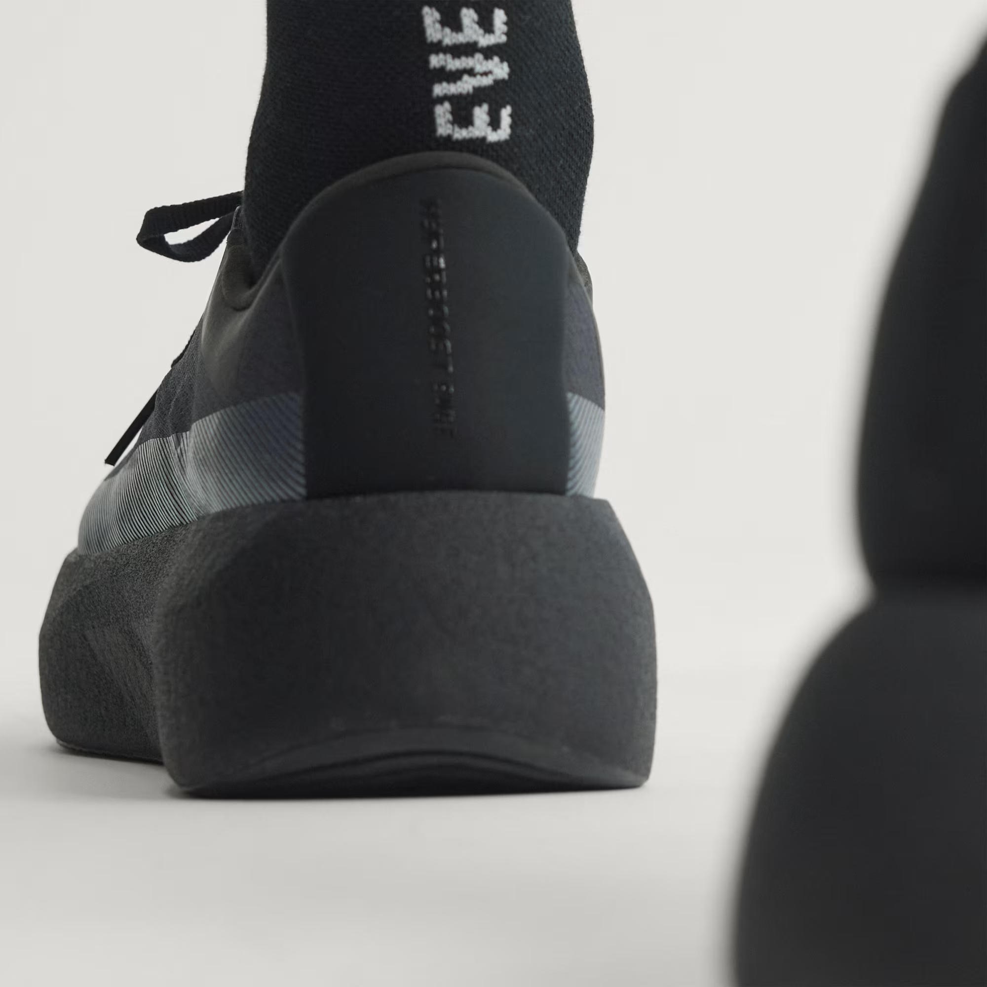 adidas Hyperboost Edge Erkek Koşu Ayakkabısı