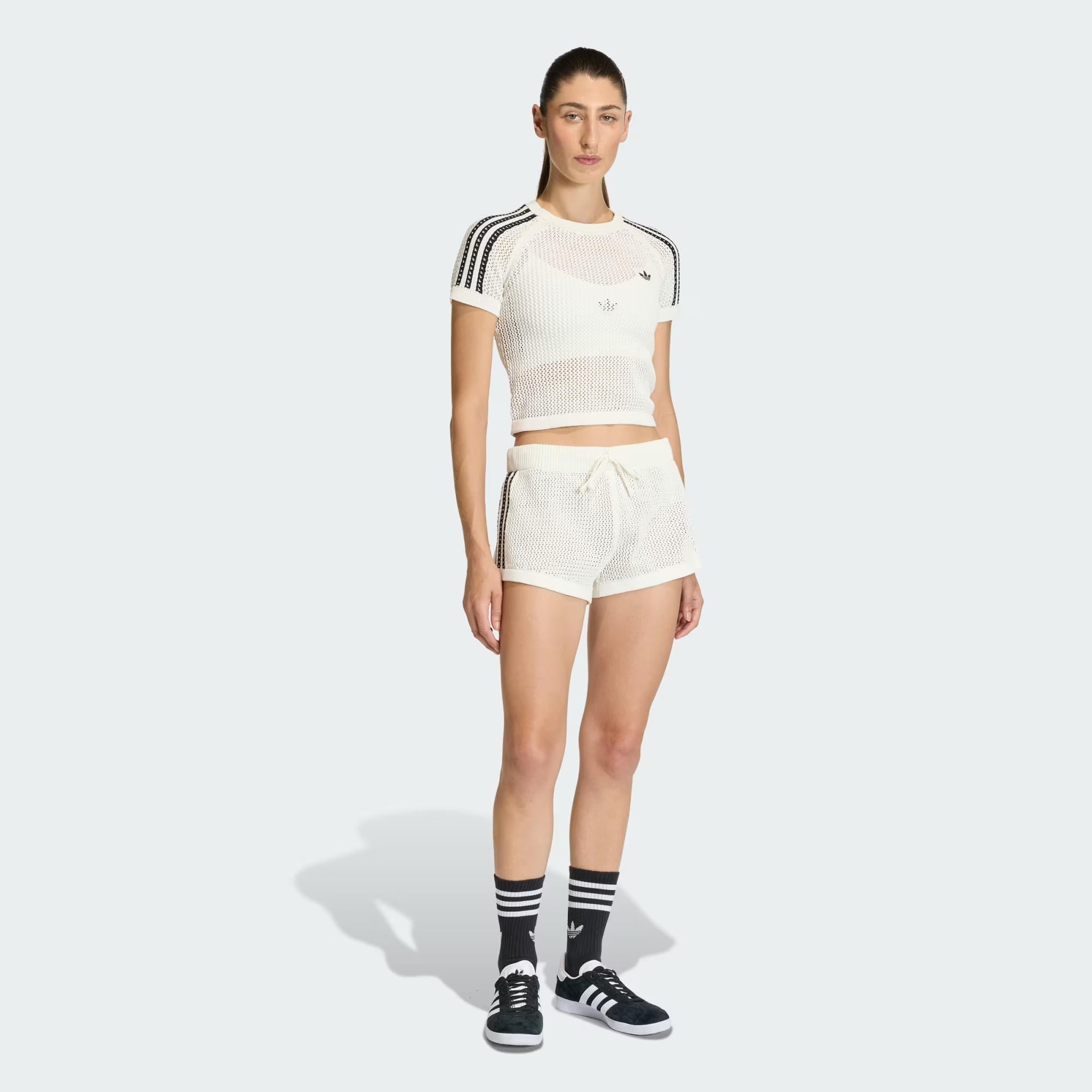 adidas Knitted Crochet Cali Kadın Tişört