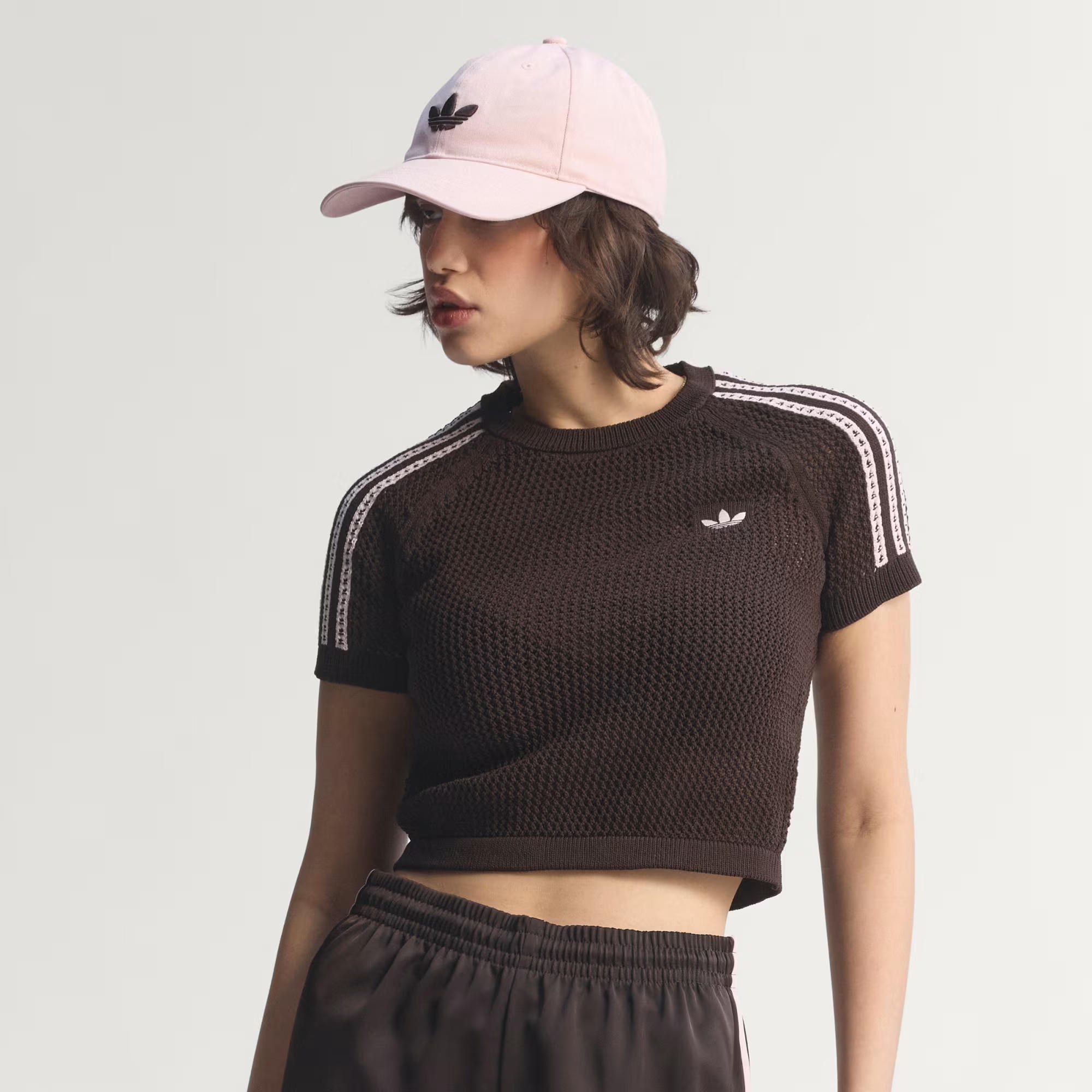 adidas Knitted Crochet Cali Kadın Tişört