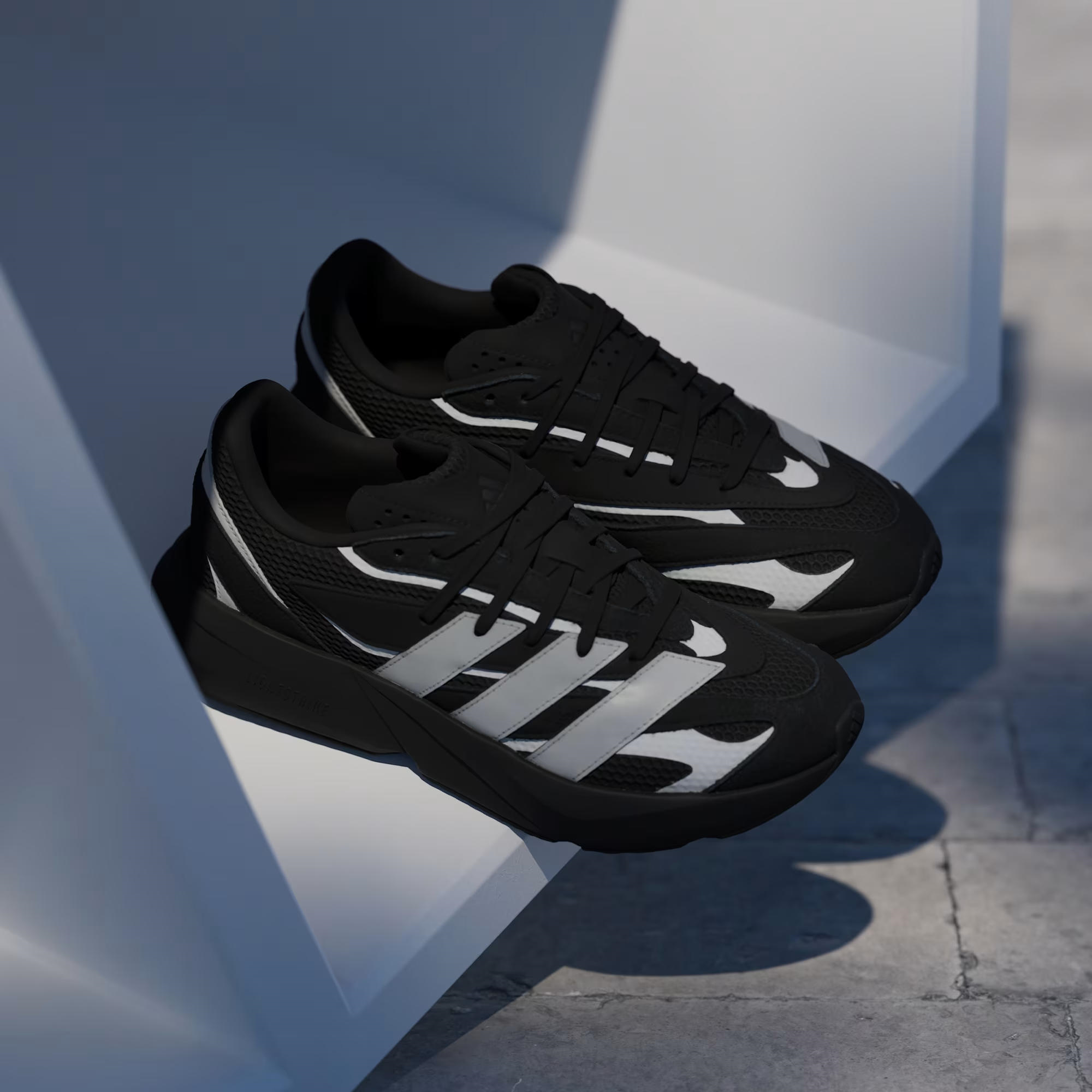 adidas Lightblaze Erkek Günlük Spor Ayakkabı