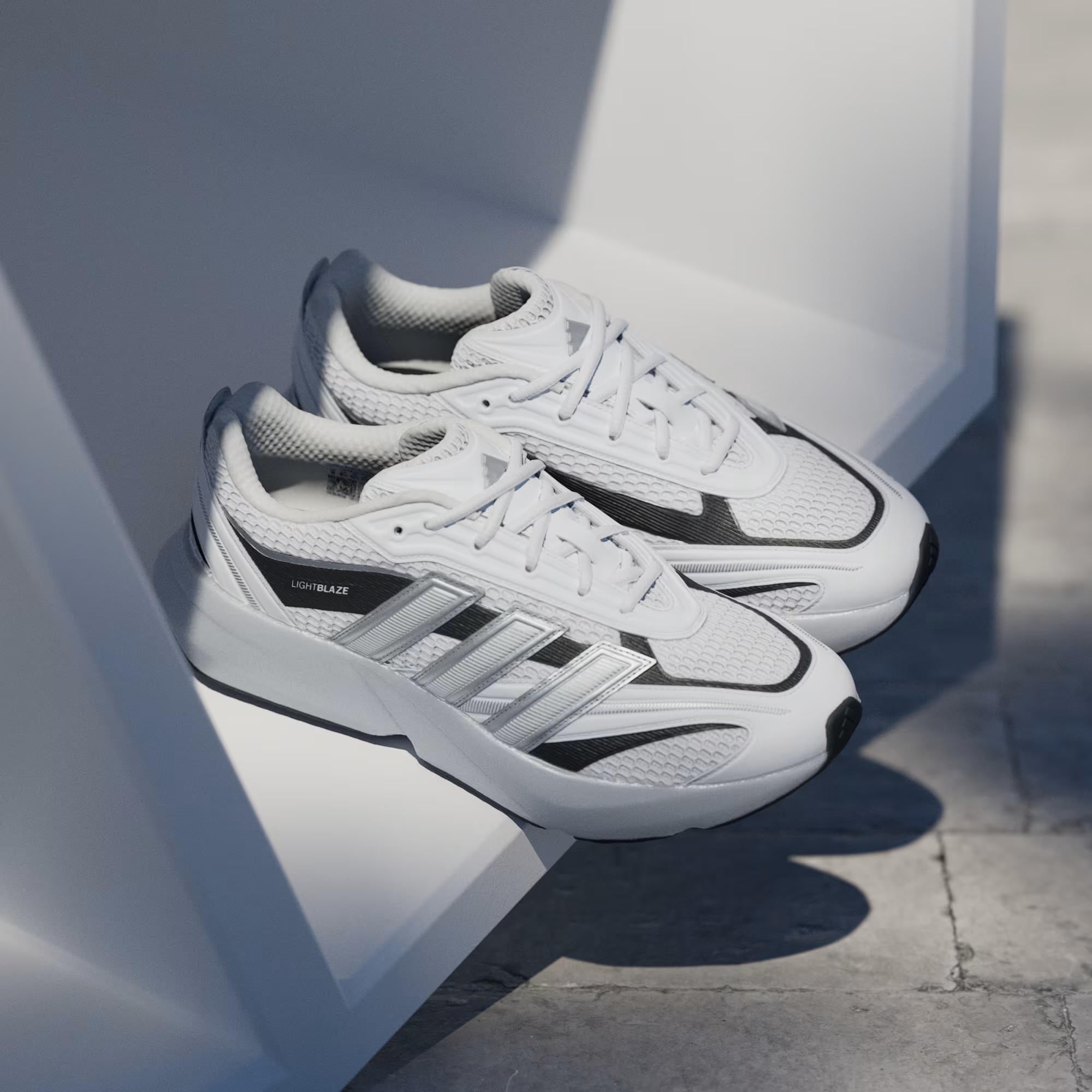 adidas Lightblaze Glow Erkek Günlük Spor Ayakkabı