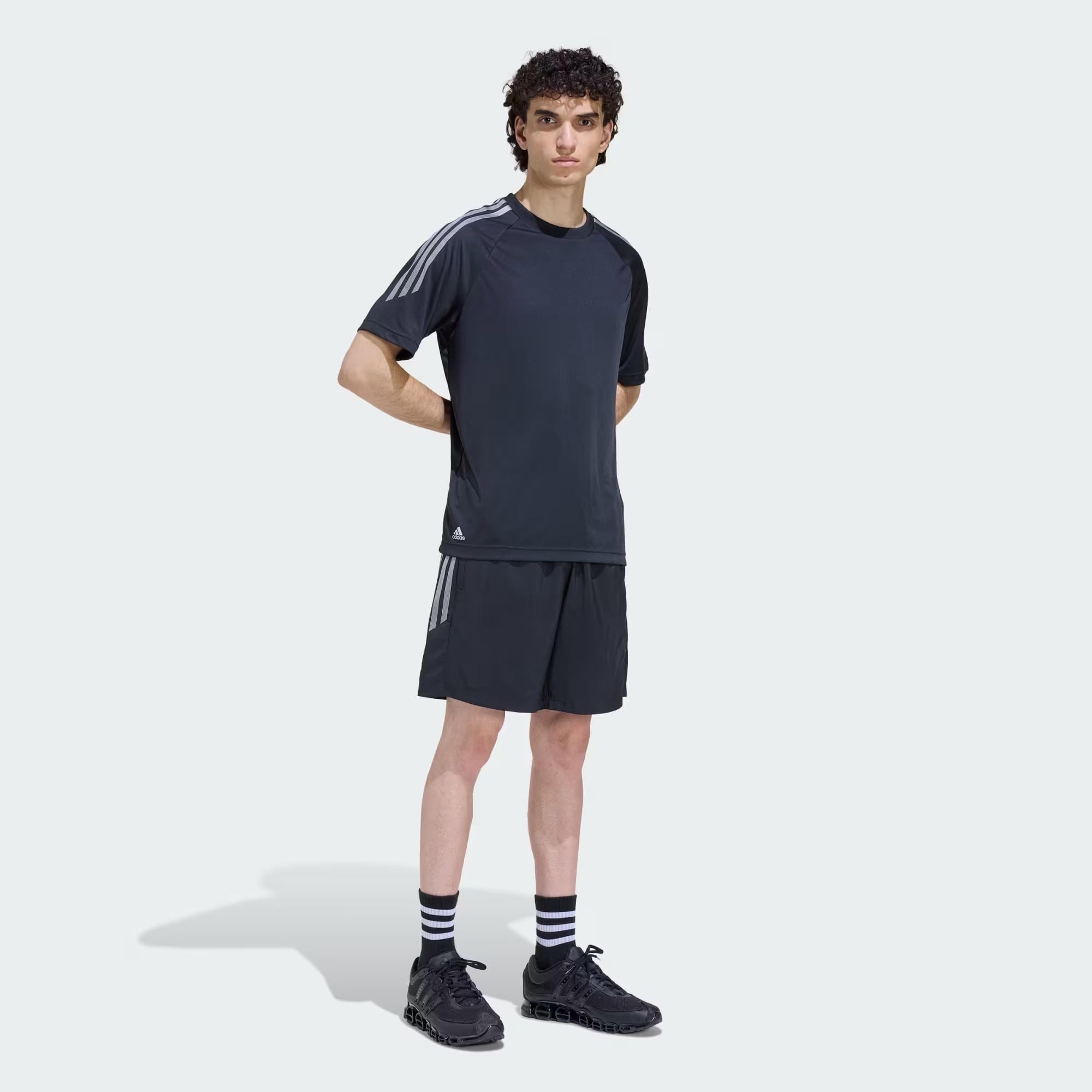 adidas Lightweight Regular Erkek Şort