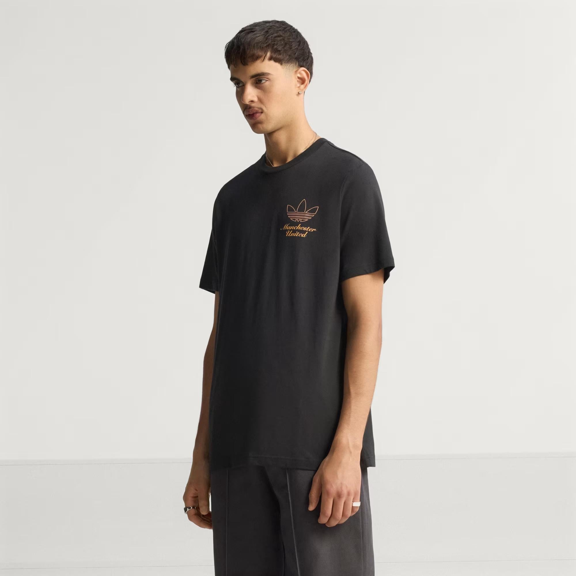 adidas Manchester United Terrace Icons Erkek Tişört