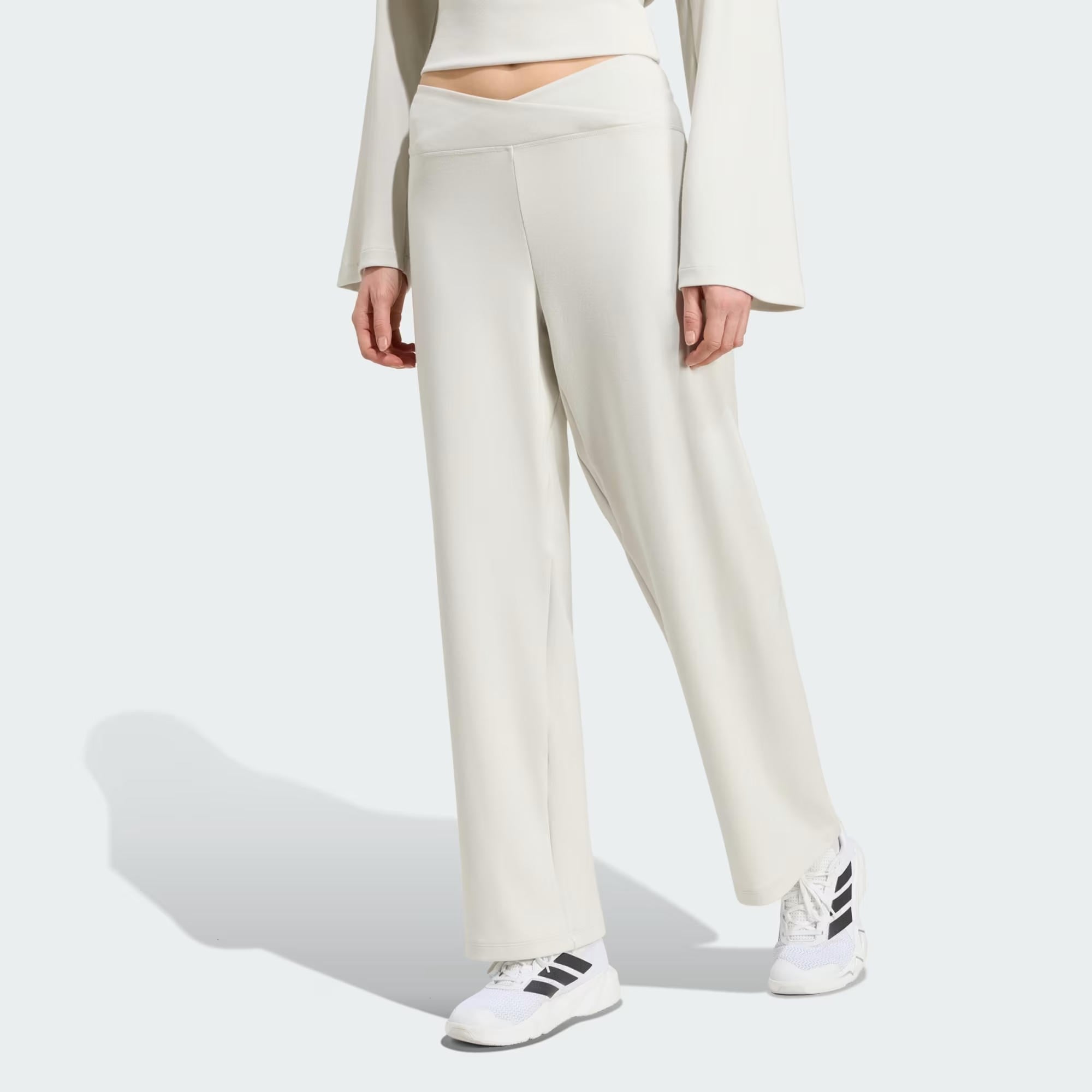 adidas Motion Essentials Kadın Eşofman Altı