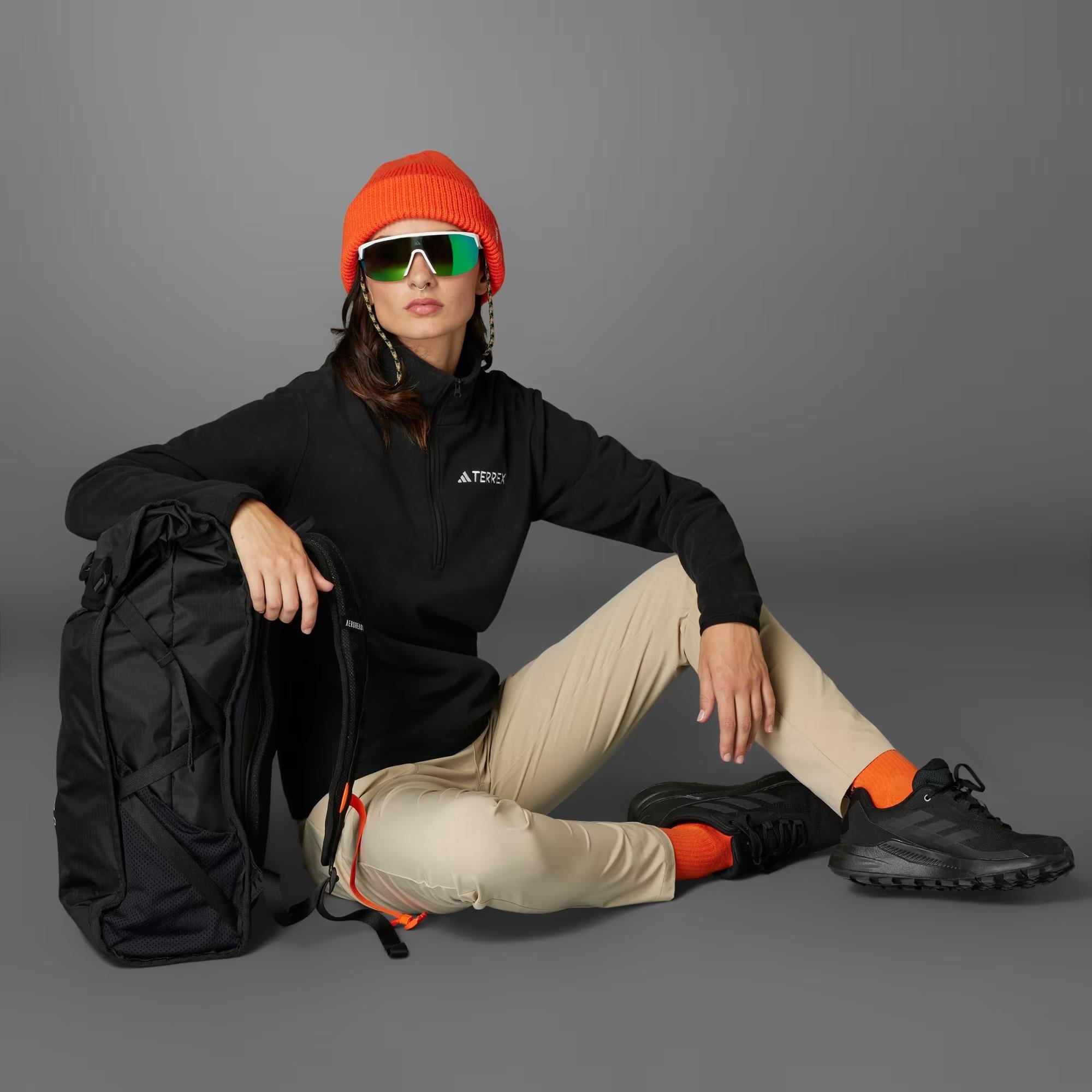 adidas Multi Essentials 1/2 Kadın Sweatshirt