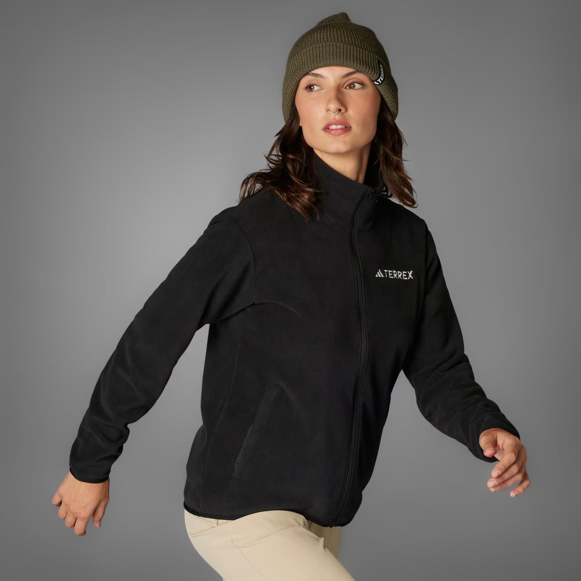 adidas Multi Essentials Kadın Sweatshirt