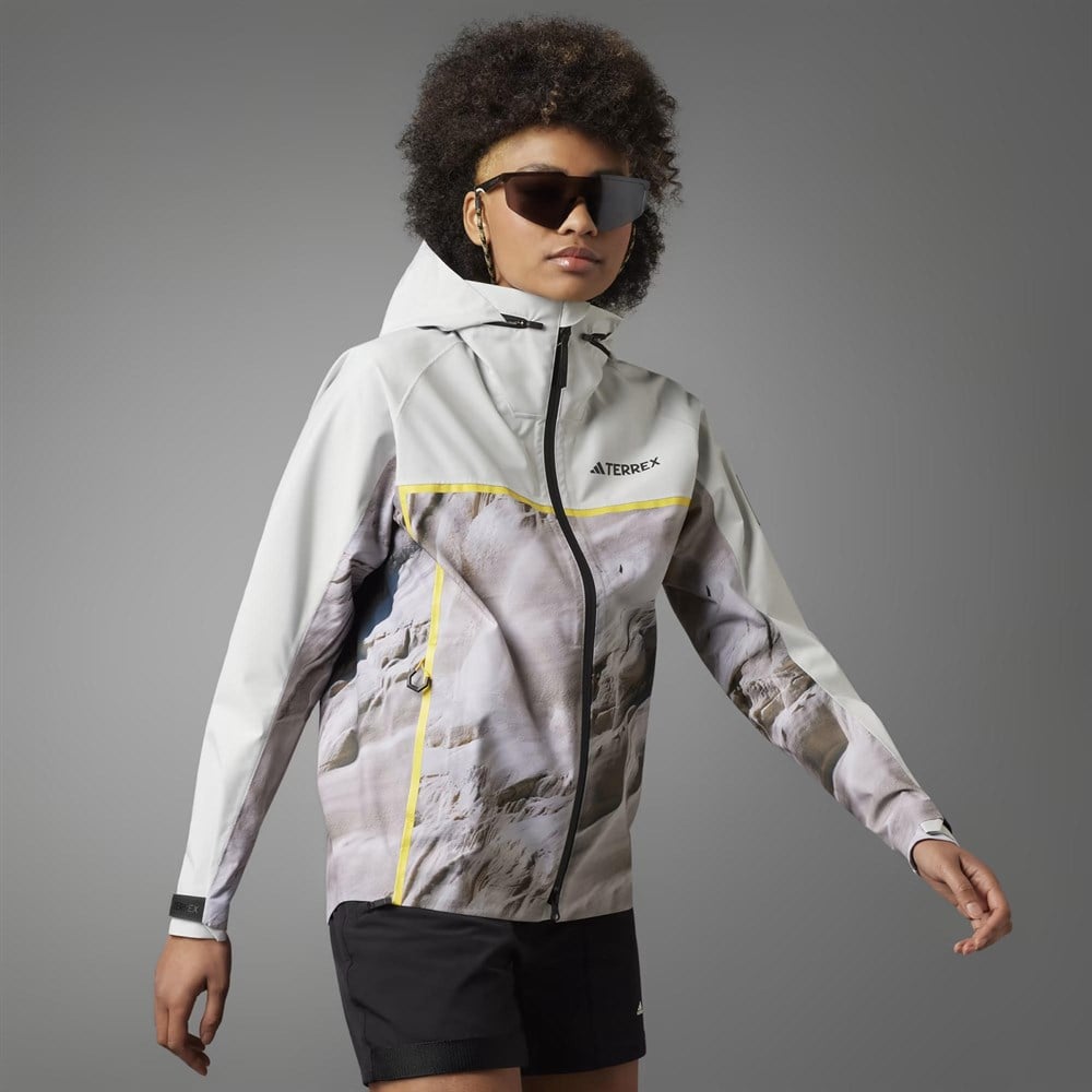 adidas National Geographic Rain.Rdy Kadın Rüzgarlık