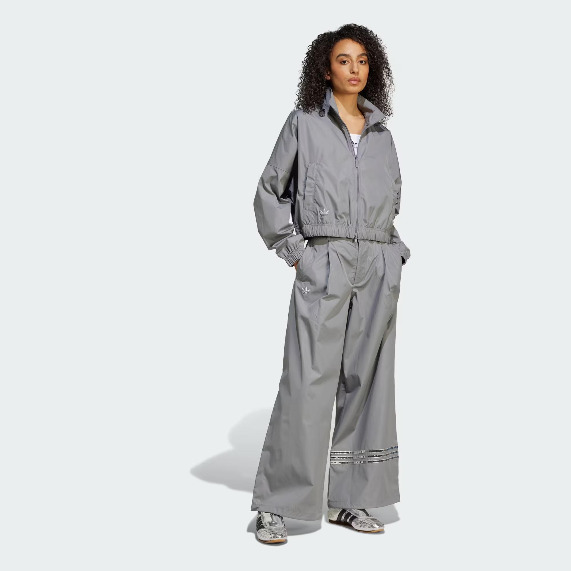 adidas Neuclassics Nylon Kadın Rüzgarlık