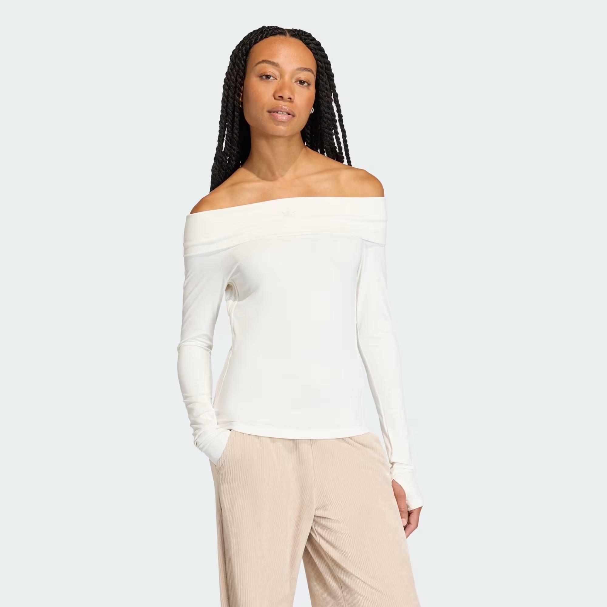 adidas Off Shoulder Kadın Tişört
