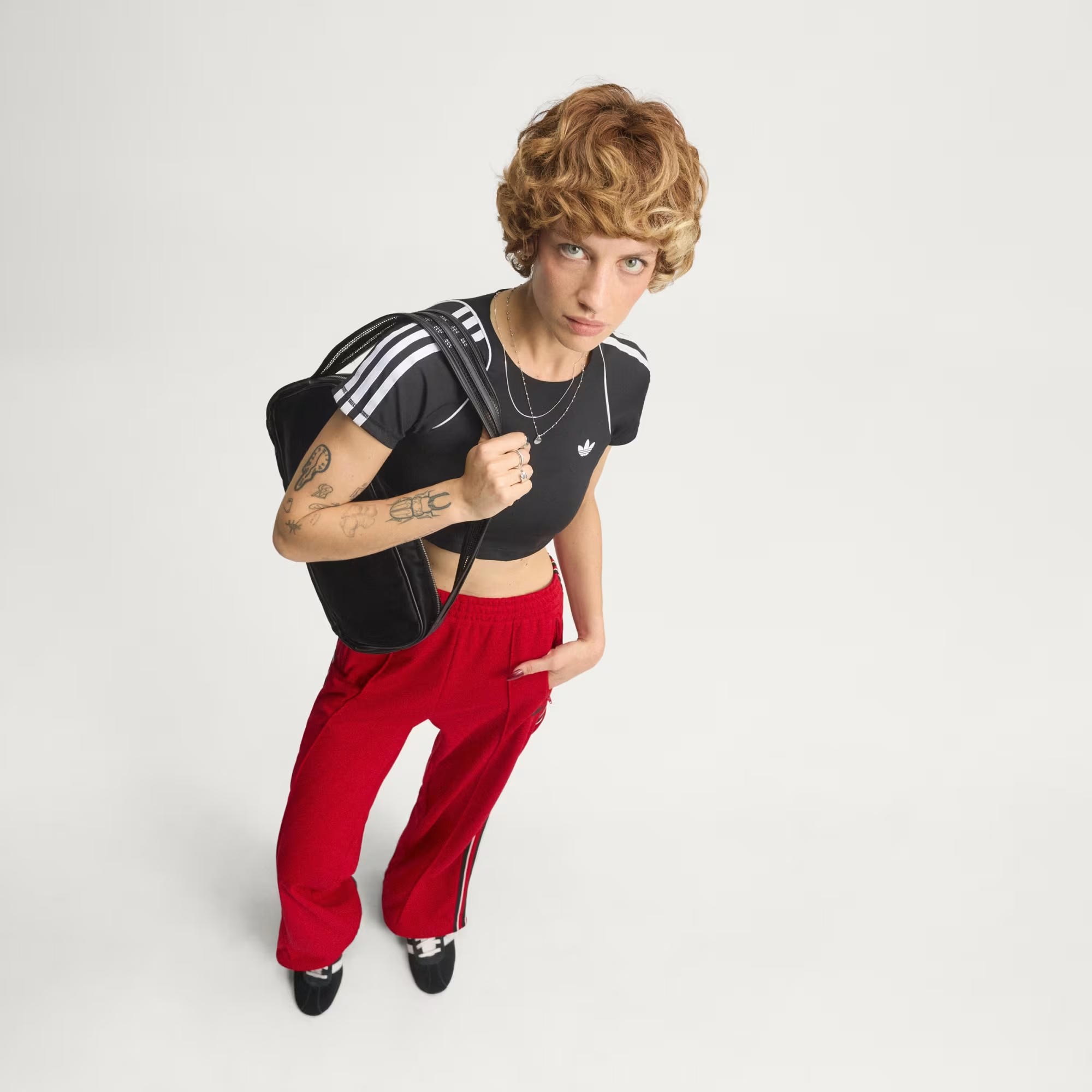 adidas Originals Sport Superstar Kadın Tişört