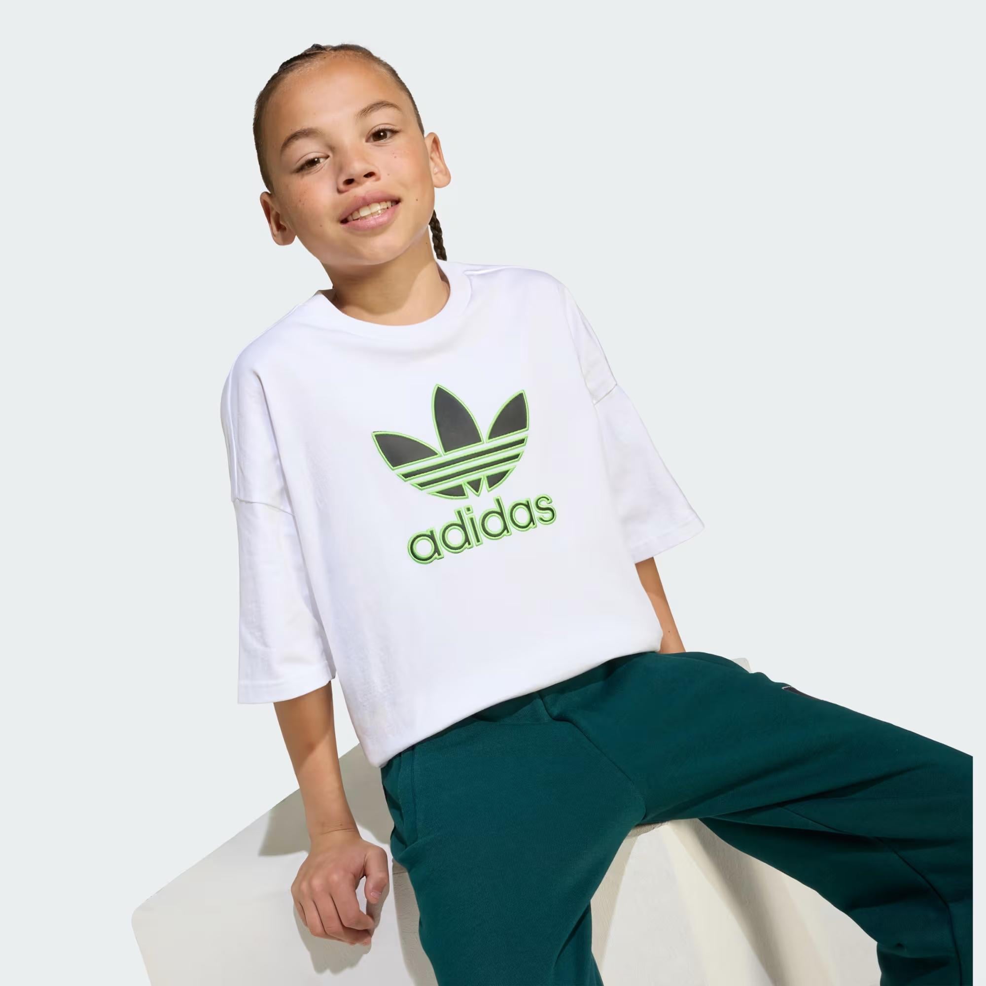 adidas Oversize Trefoil Çocuk Tişört