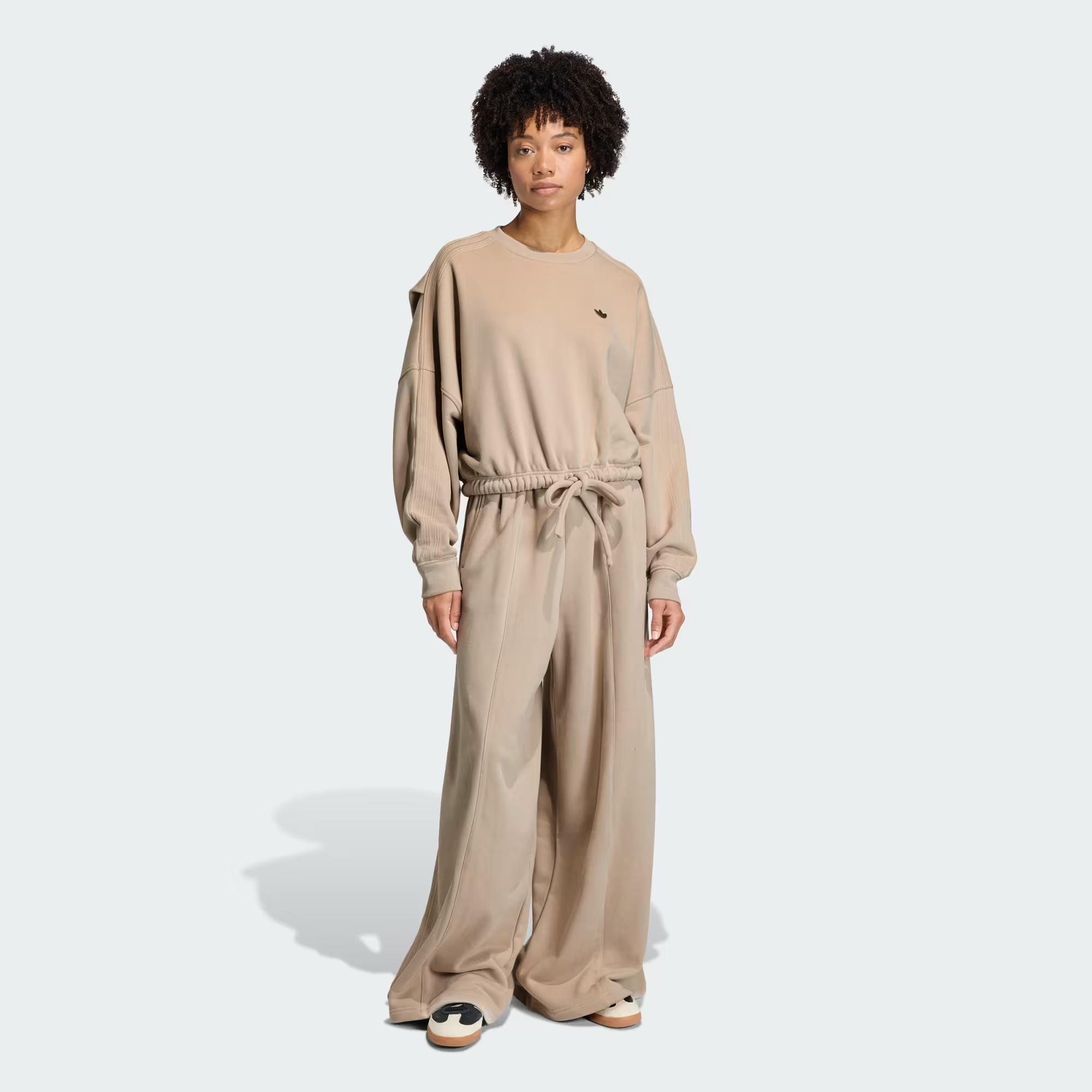 adidas Oversized Crewneck Kadın Sweatshirt