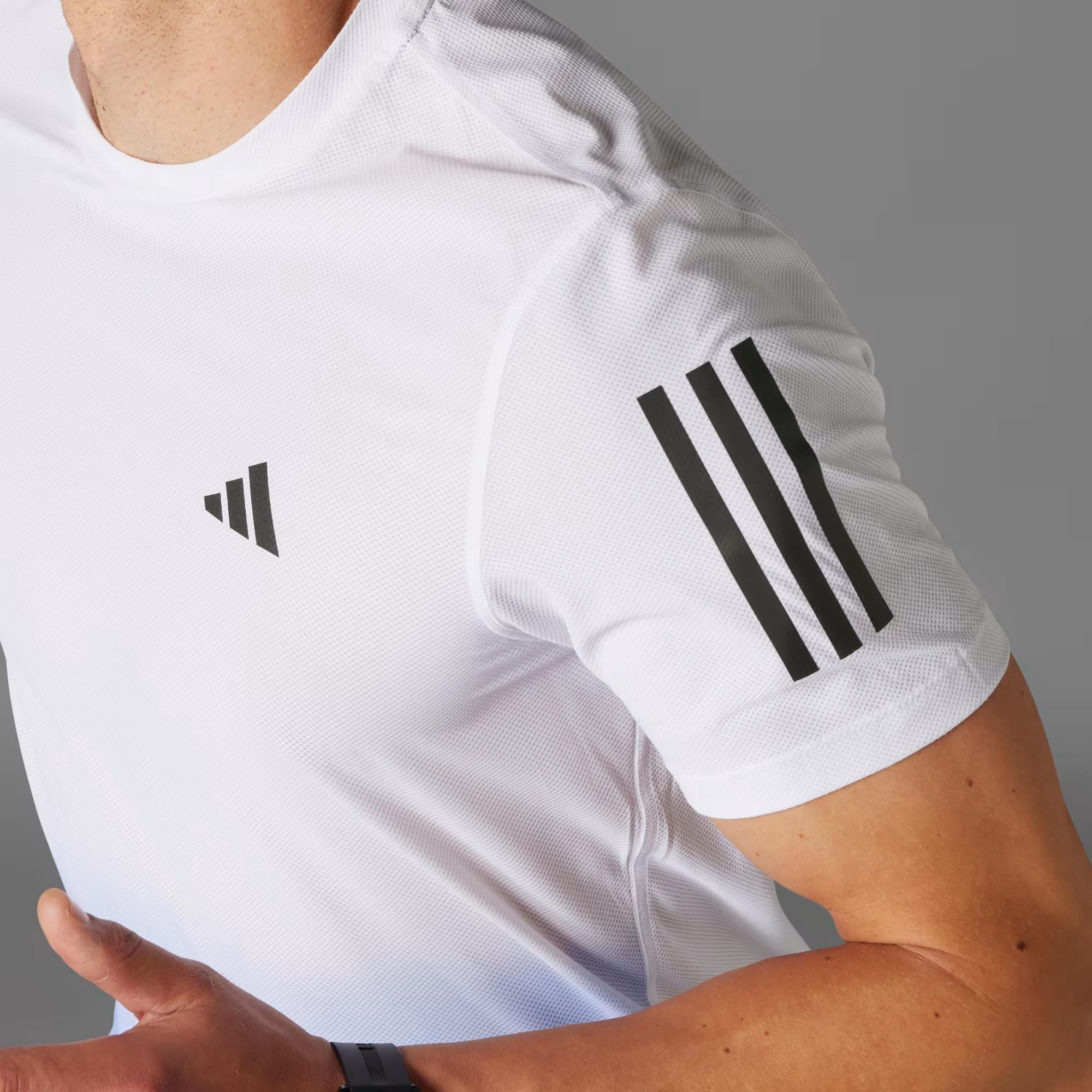 adidas Own the Run CLIMACOOL Colorblock Erkek Tişört