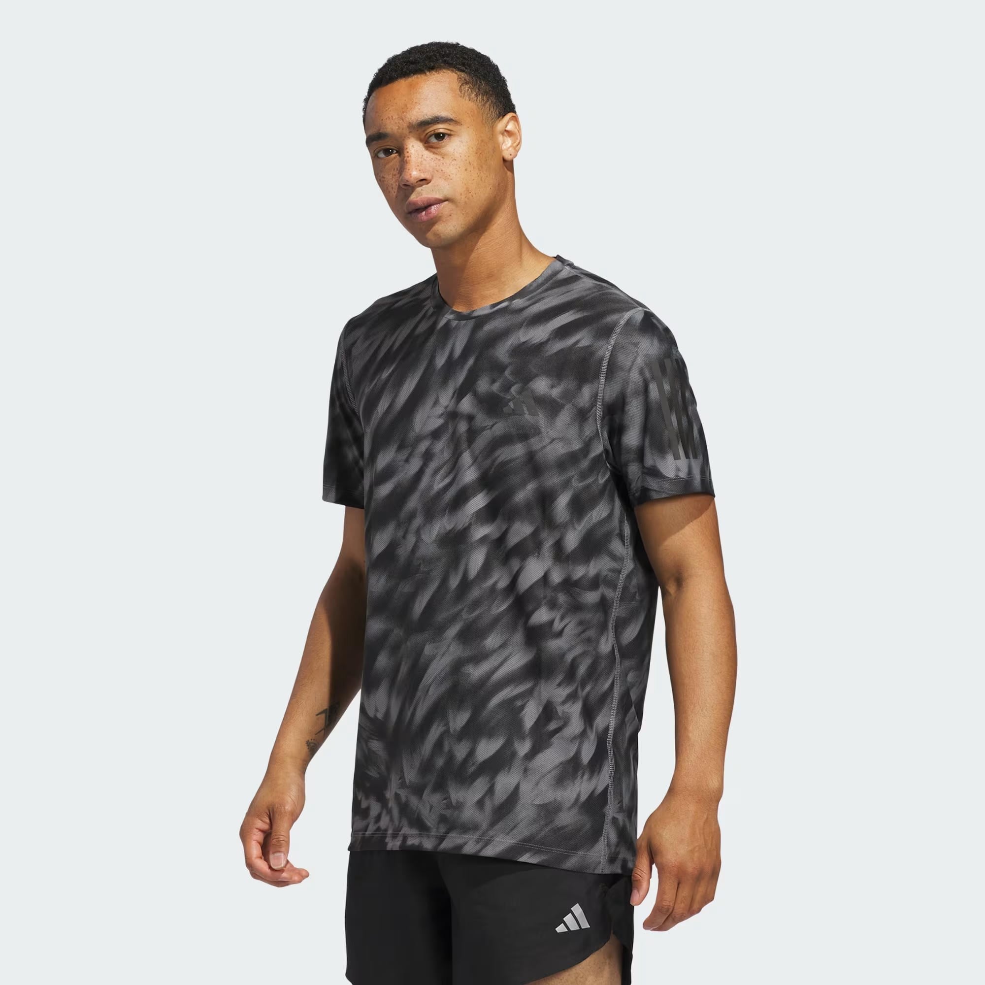 adidas Own The Run Erkek Tişört